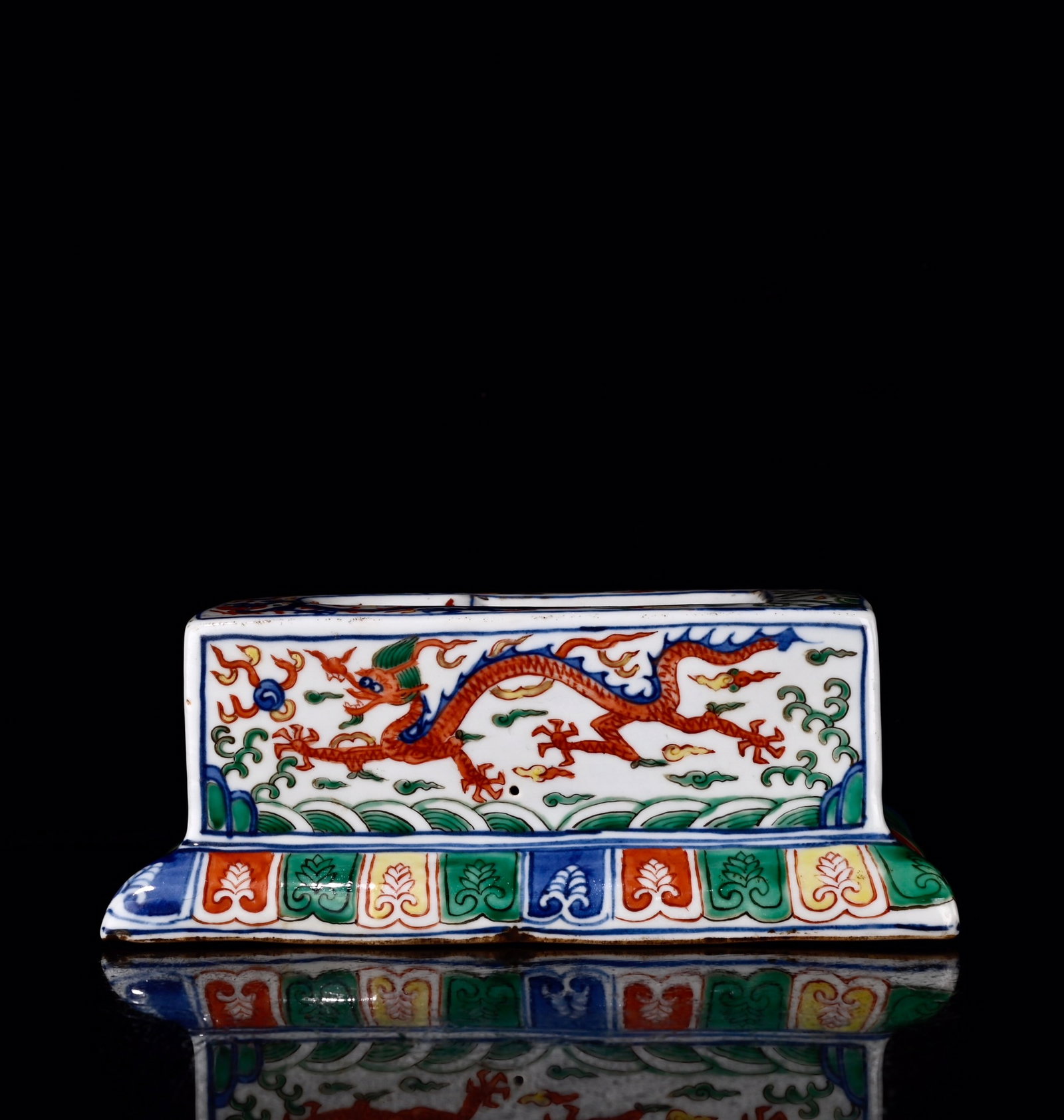 An Exquisite Doucai Seawater and Dragon Pattern Inkstone: An Exquisite Doucai Seawater and Dragon Pattern Inkstone,Ming Dynasty,China,Wanli Six-character Mark,Size:3.1inx8.3in 斗彩海水龙纹砚台,中国&