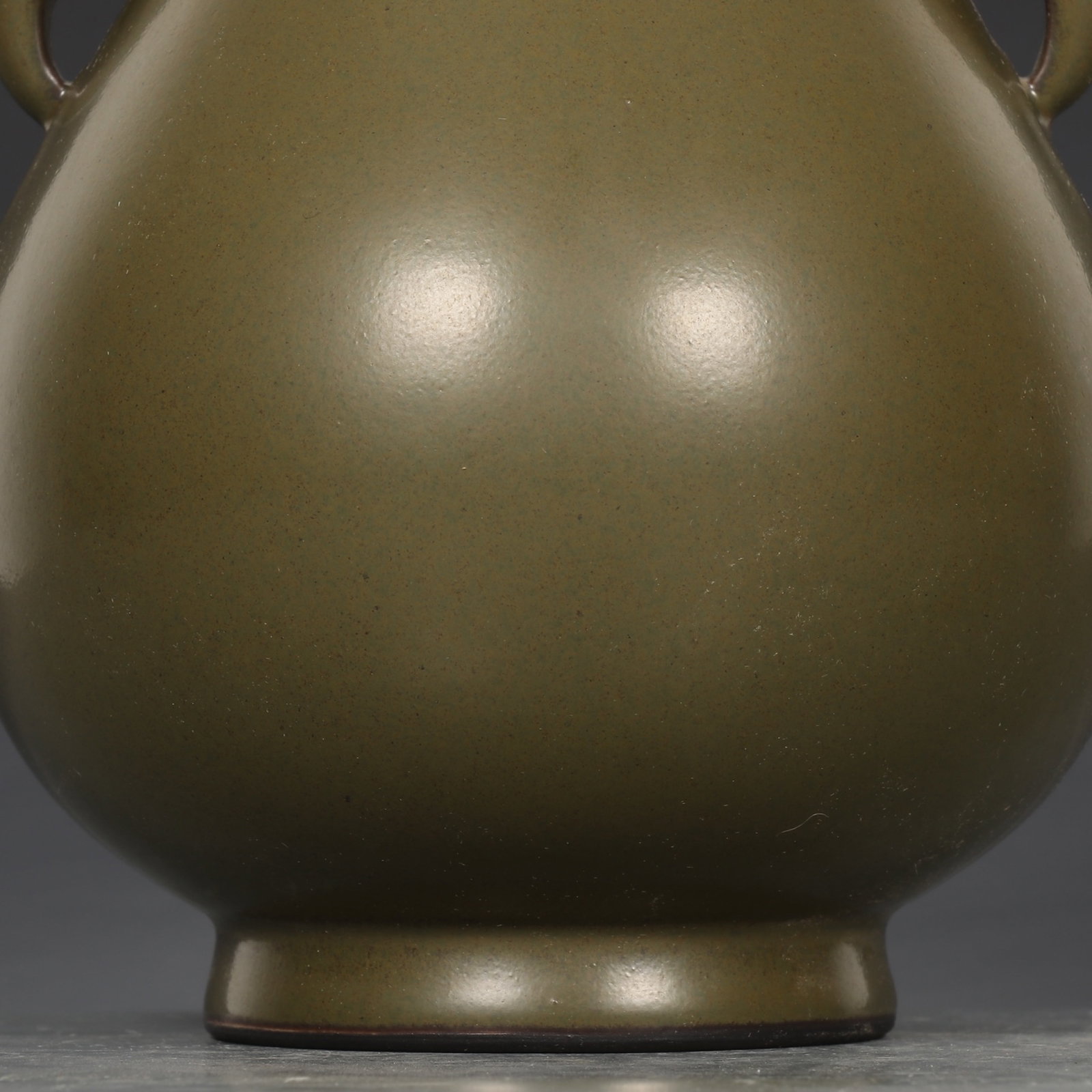 An Exquisite Teadust Glazed Double-Ears Vase - 4