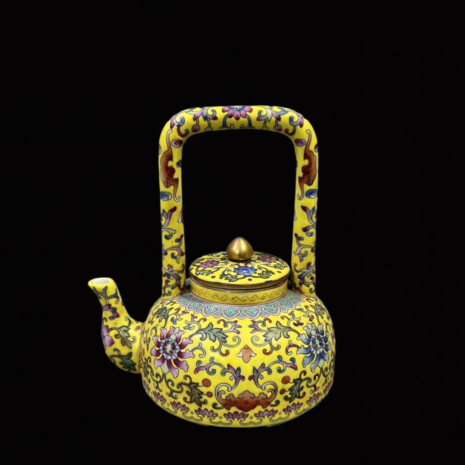 An Exquisite Enamel Lotus Pattern Loop-Handled Pot (1 of 6)