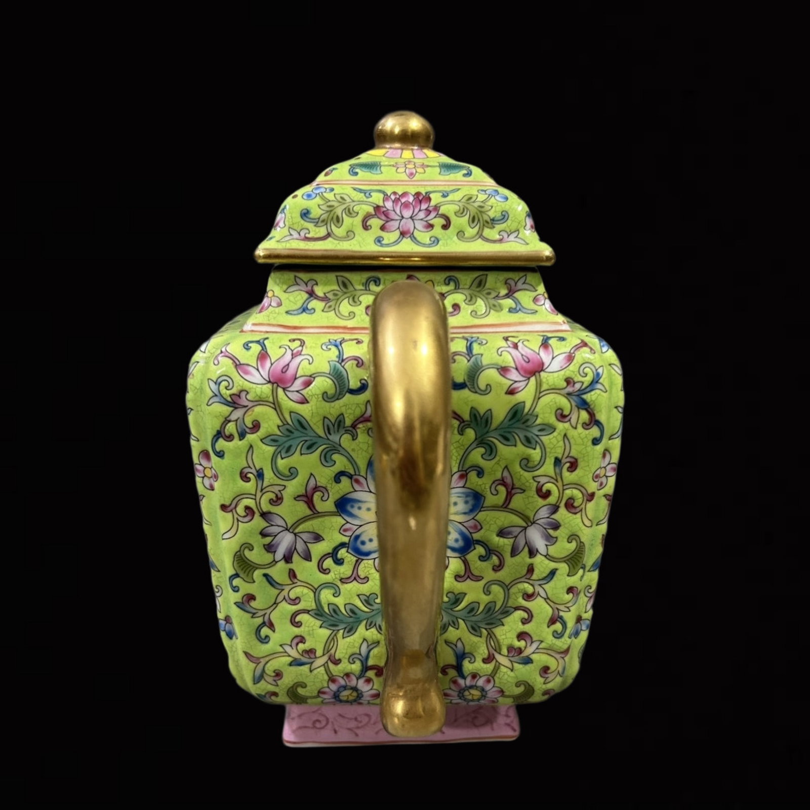 An Exquisite Enamel Lotus Pattern Pot - 4