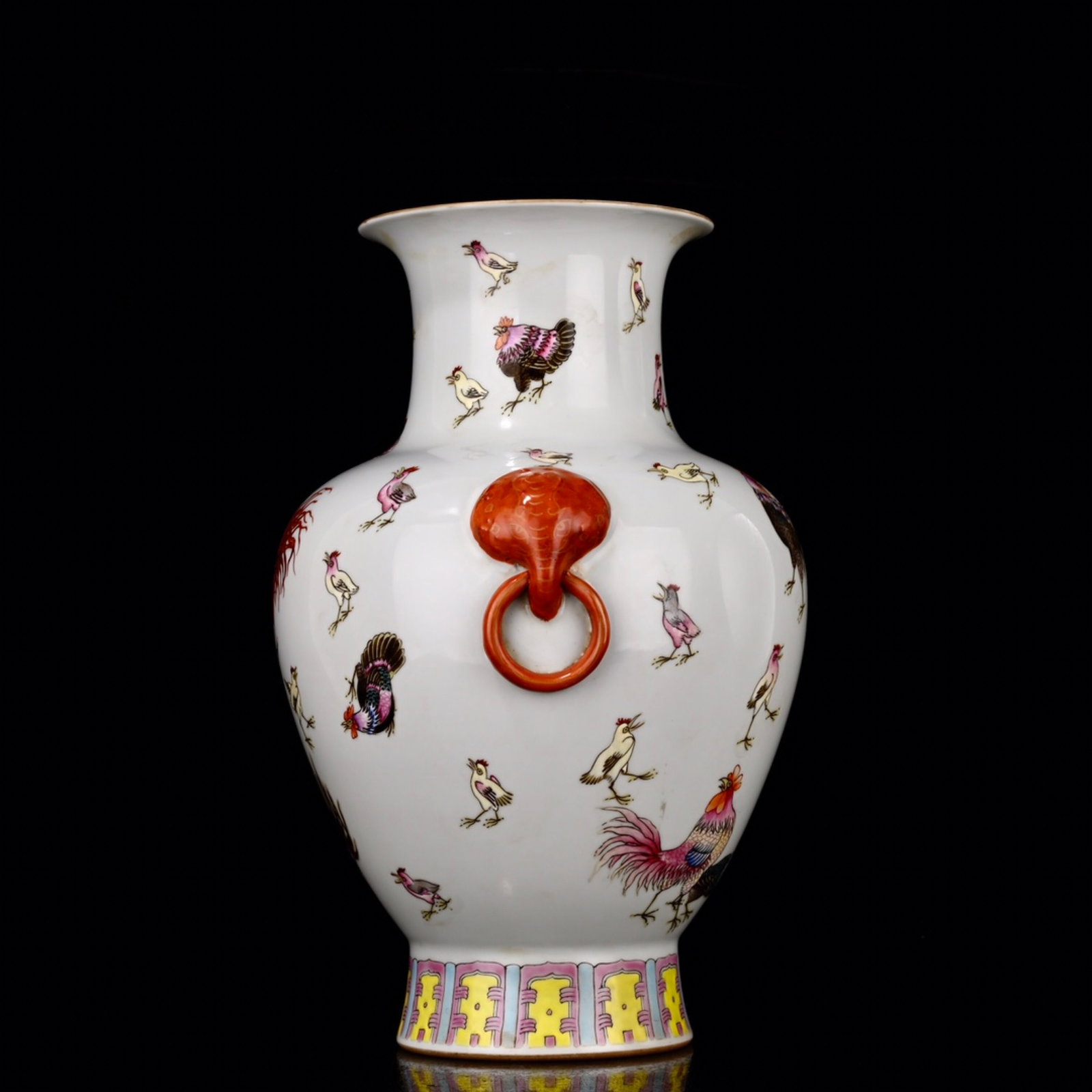 An Exquisite Enamel Rooster Pattern Elephant-Ears Vase - 2