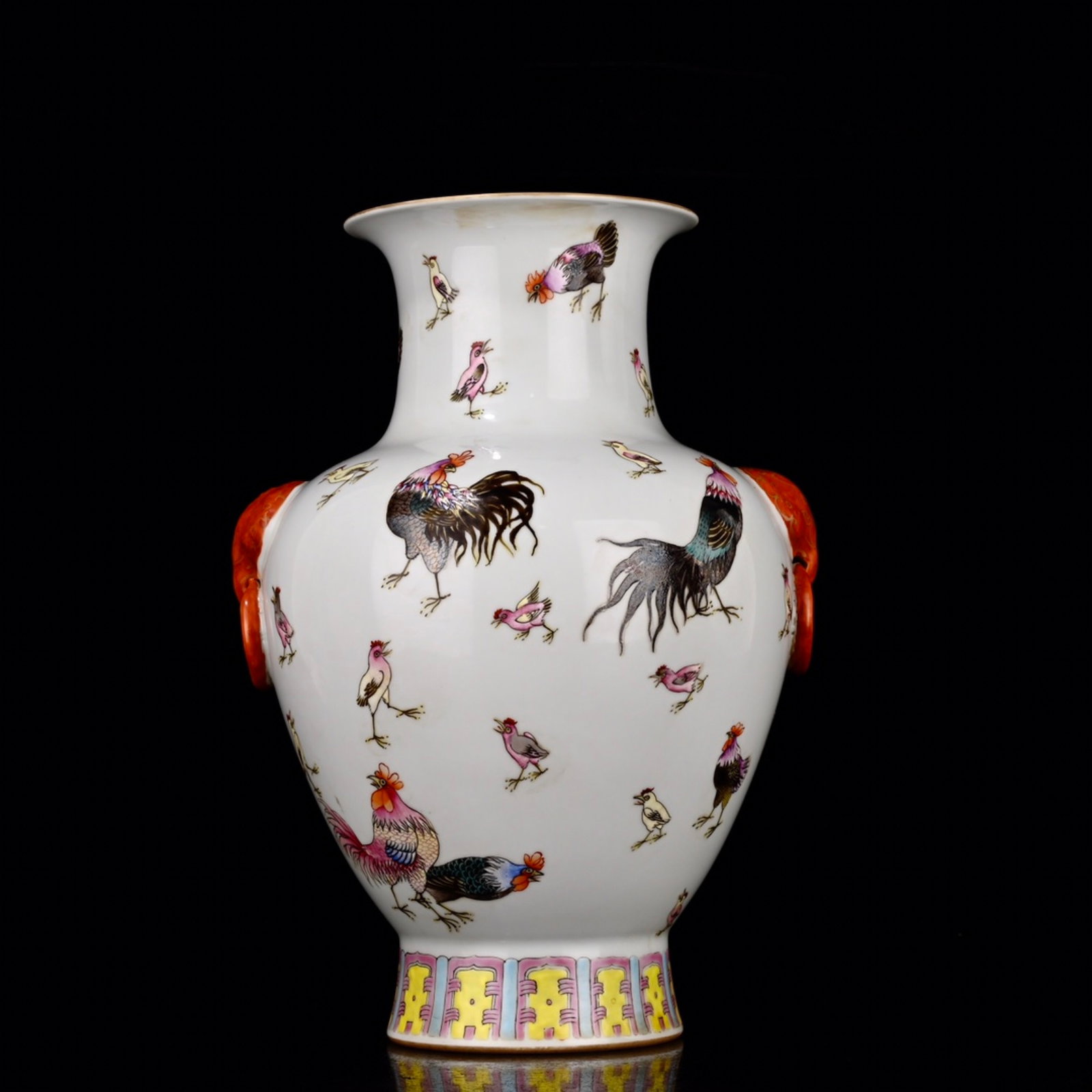 An Exquisite Enamel Rooster Pattern Elephant-Ears Vase - 3