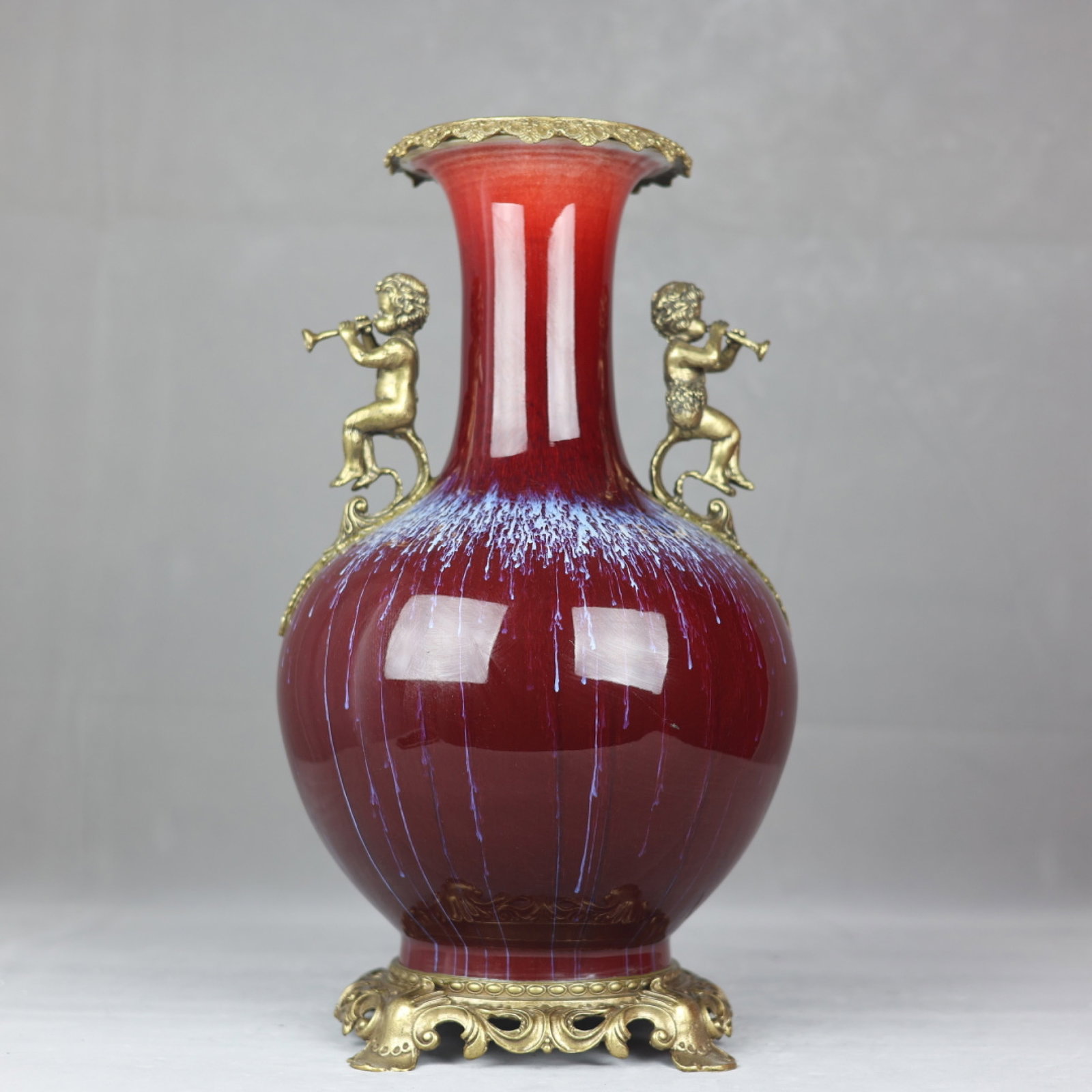 A Huge Flambe Glazed Inlaid Bronze Double-Ears Vase: A Huge Flambe Glazed Inlaid Bronze Double-Ears Vase,Qing Dynasty,China,Qianlong Six-Character Mark,Size:17.3inx9.1in 窑变釉嵌铜双耳瓶,中国&#