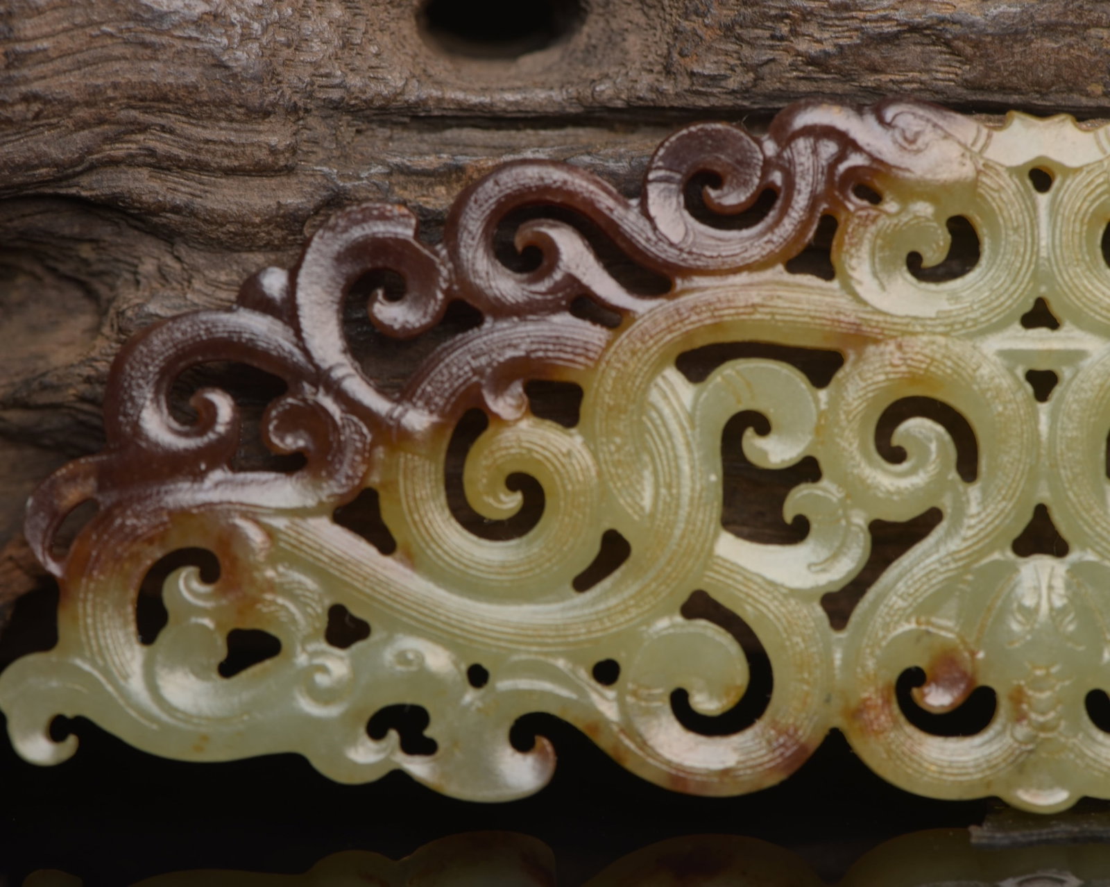 An Exquisite White Jade Phoenix Pattern Pendant - 7
