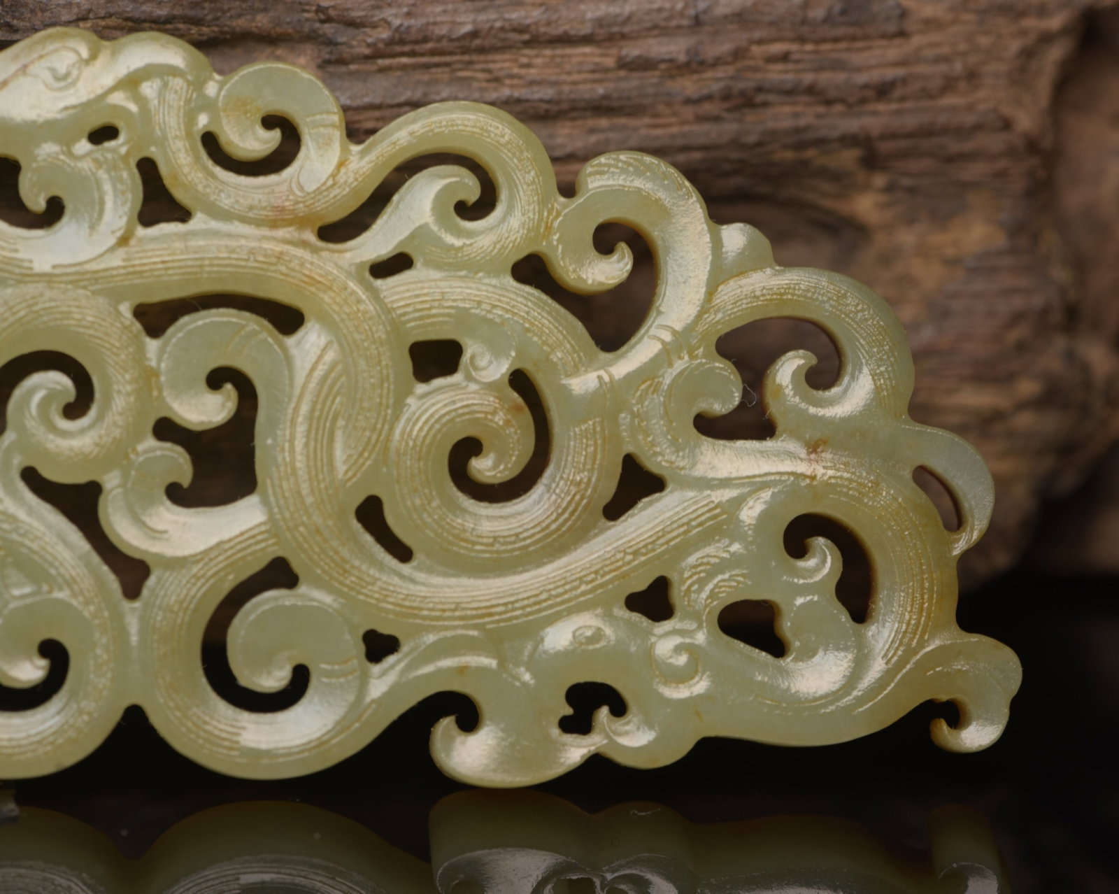 An Exquisite White Jade Phoenix Pattern Pendant - 9