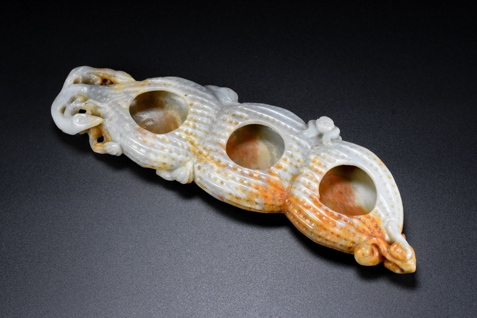 An Exquisite White Jade Brush Washer: An Exquisite White Jade Brush Washer,Qing Dynasty,China,Size:8.9inx2.8inx1.1in,Weight:344g 白玉笔洗,中国清代