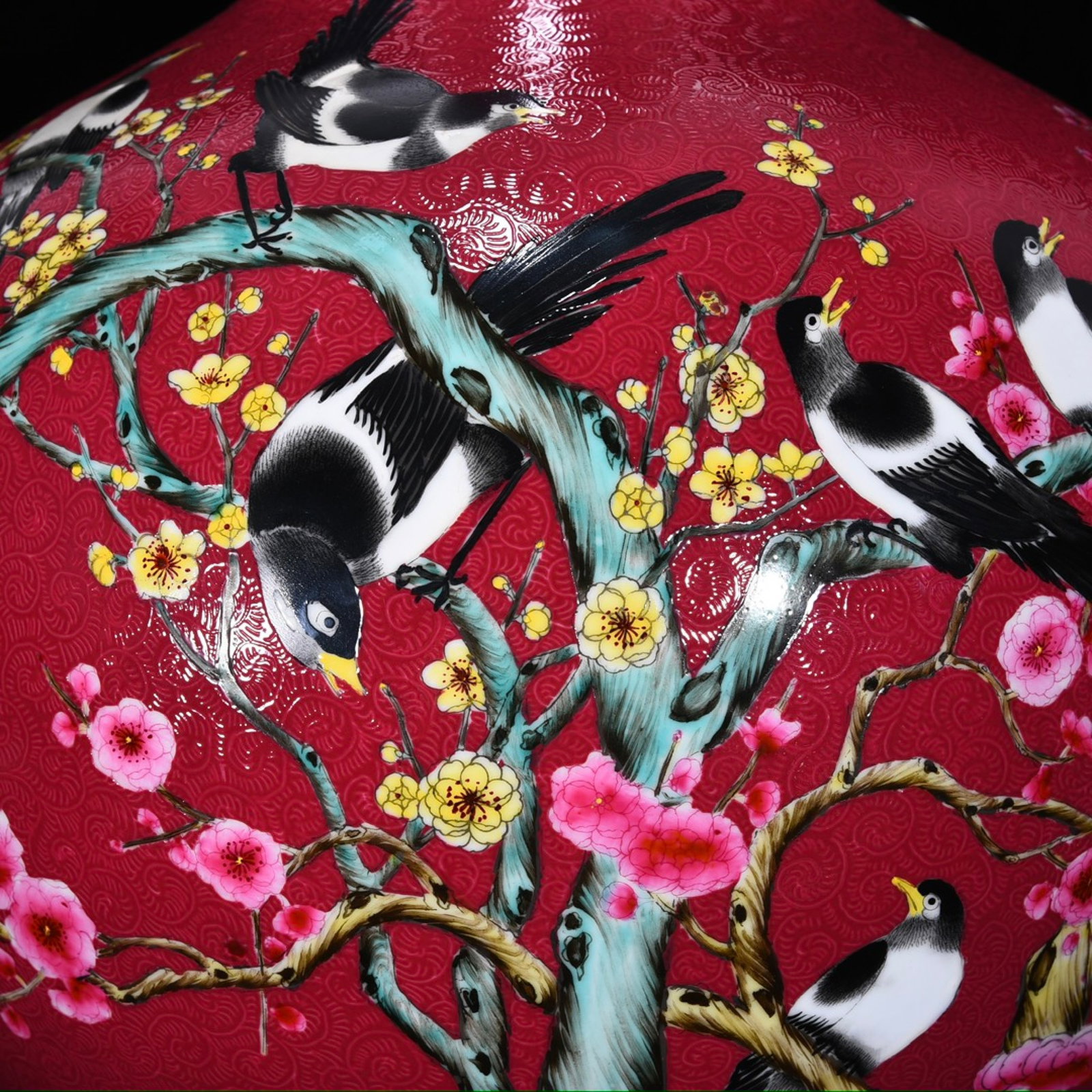 A Huge Ruby Red-Glazed Flower and Bird Pattern Vase - 7