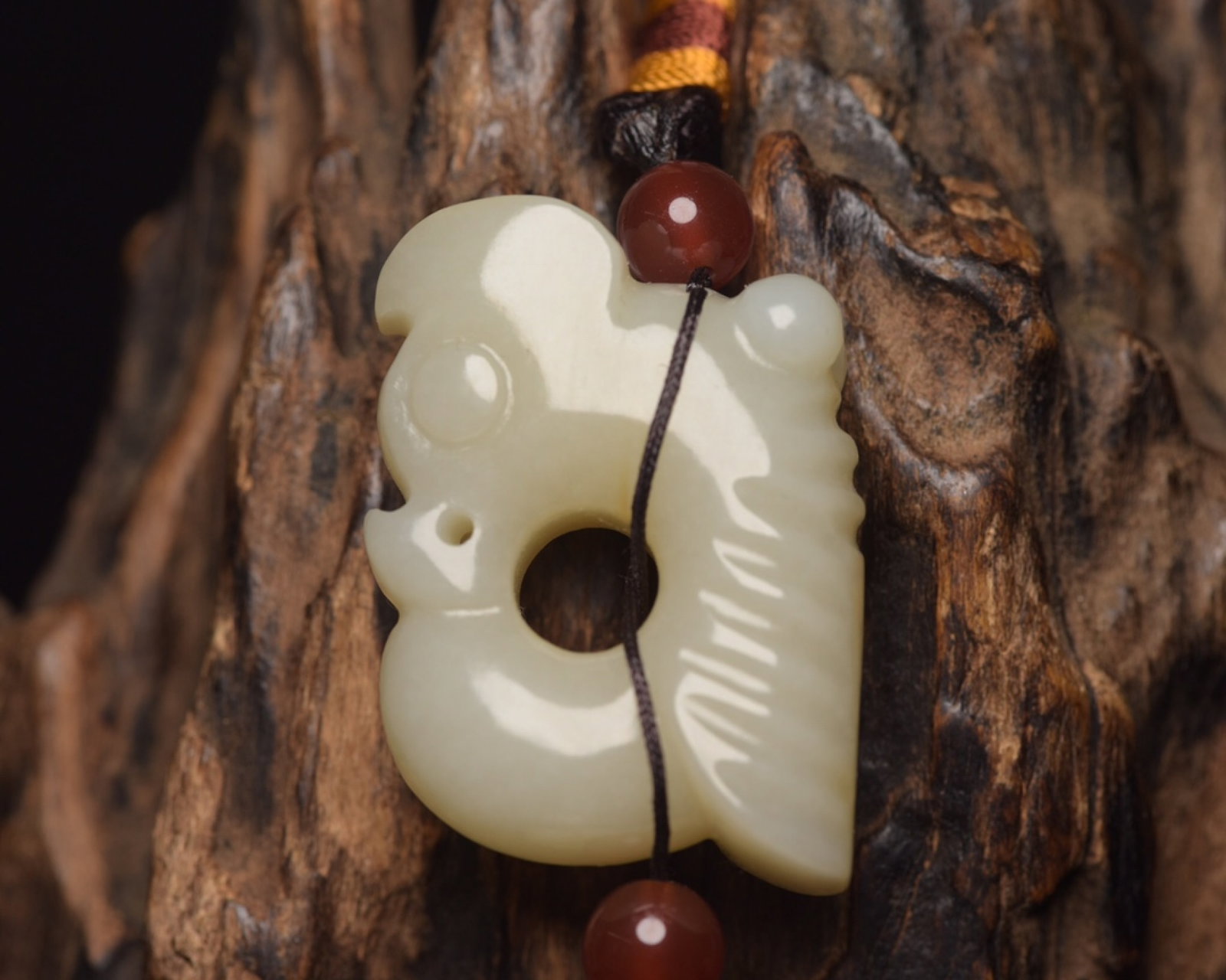 An Exquisite White Jade Turtle Shell Pendant - 4