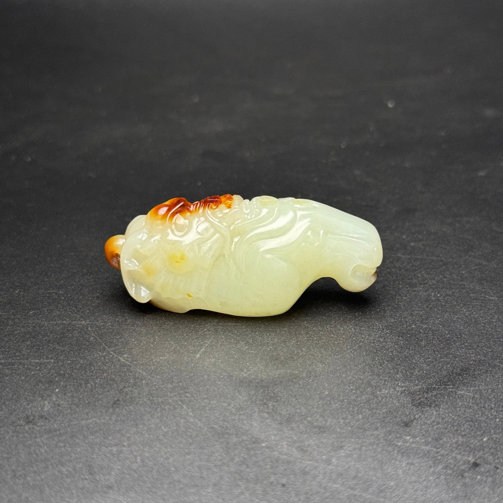 An Exquisite White Jade Horse Ornament: An Exquisite White Jade Horse Ornament,Qing Dynasty,China,Size:50mmx21mmx18mm,Weight:27g 白玉骏马摆件,中国清代