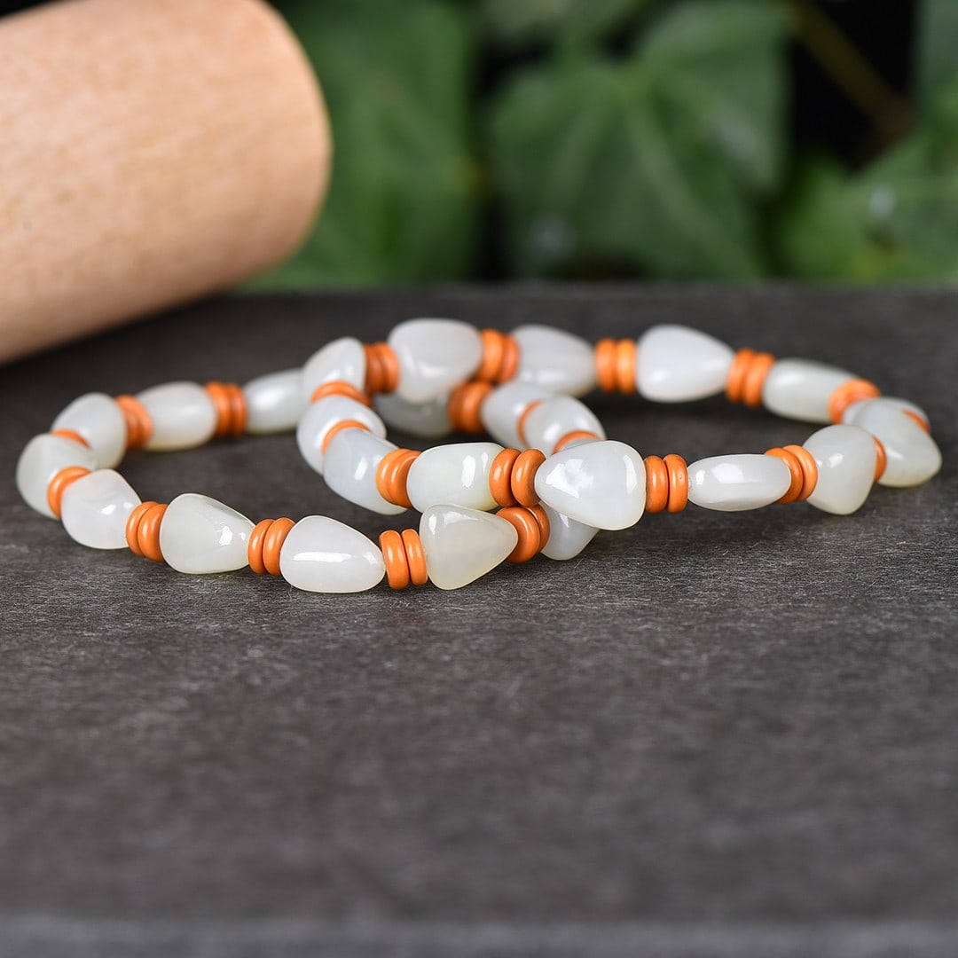 An Exquisite White Jade Bracelets - 2