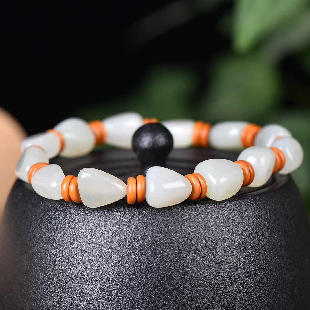 An Exquisite White Jade Bracelets - 5