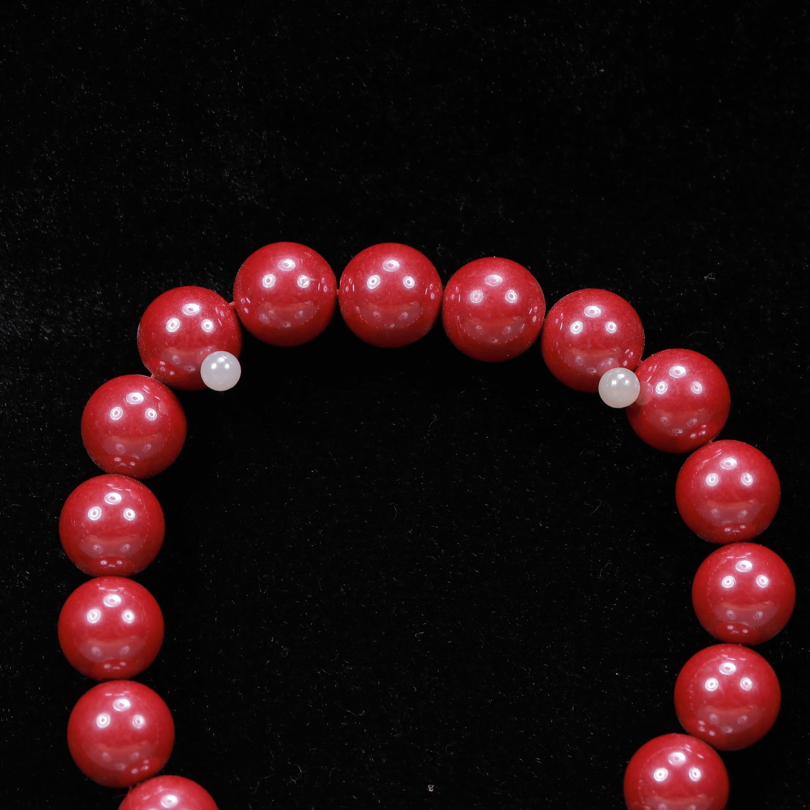 An Exquisite Cinnabar Bracelets - 2