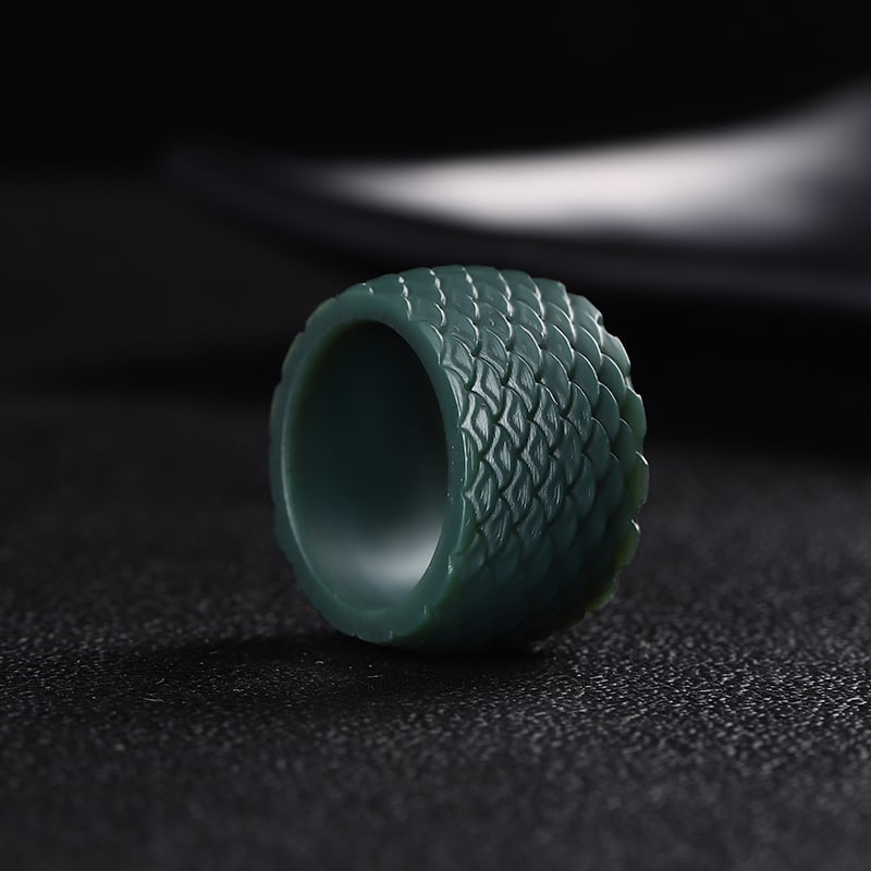 An Exquisite Cyan jade Dragon Pattern Thumb Ring - 5