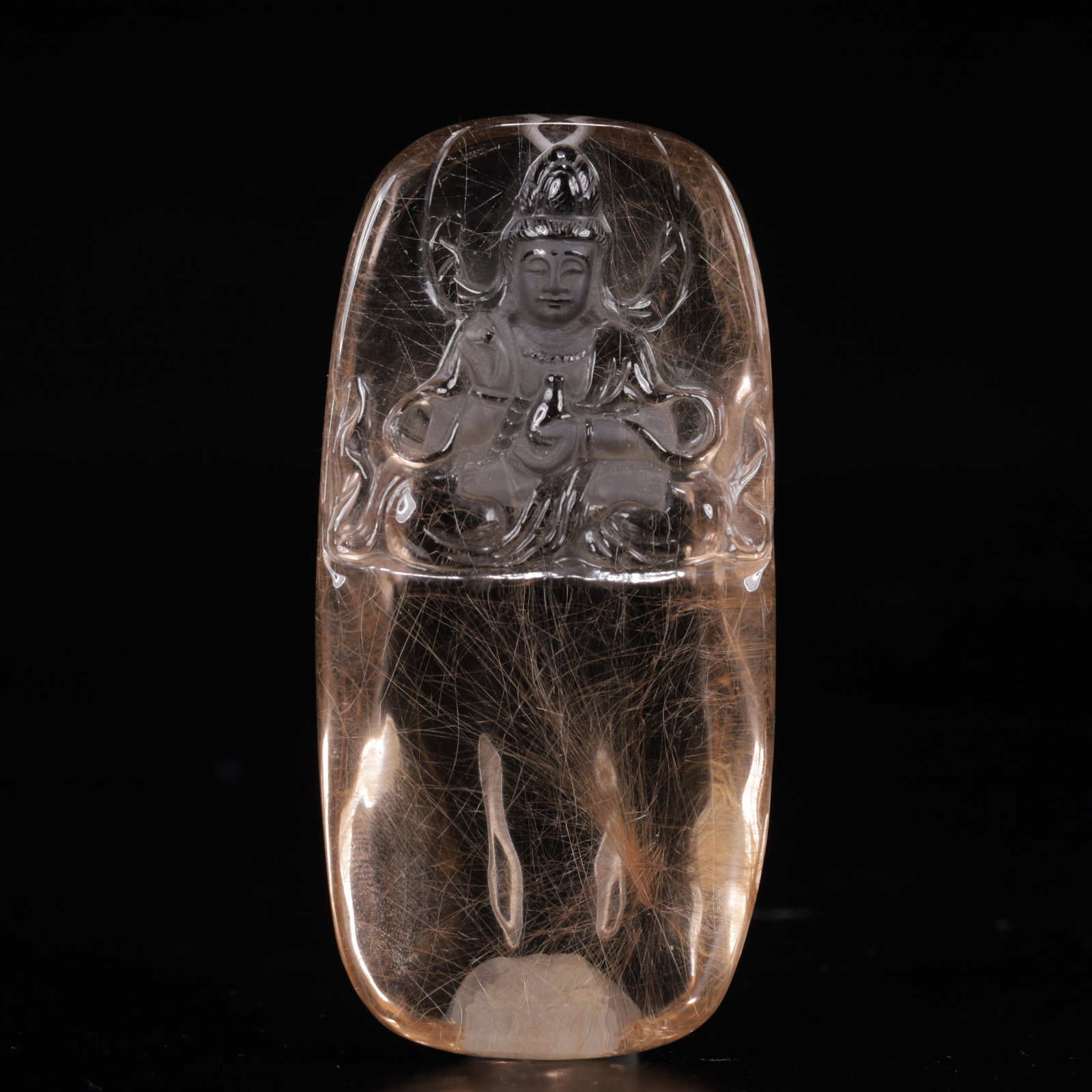 An Exquisite Crystal Statue of Avalokitesvara Pendant: An Exquisite Crystal Statue of Avalokitesvara Pendant,Size:1.6inx0.6inx3.1in,Weight:87g 水晶观音挂件