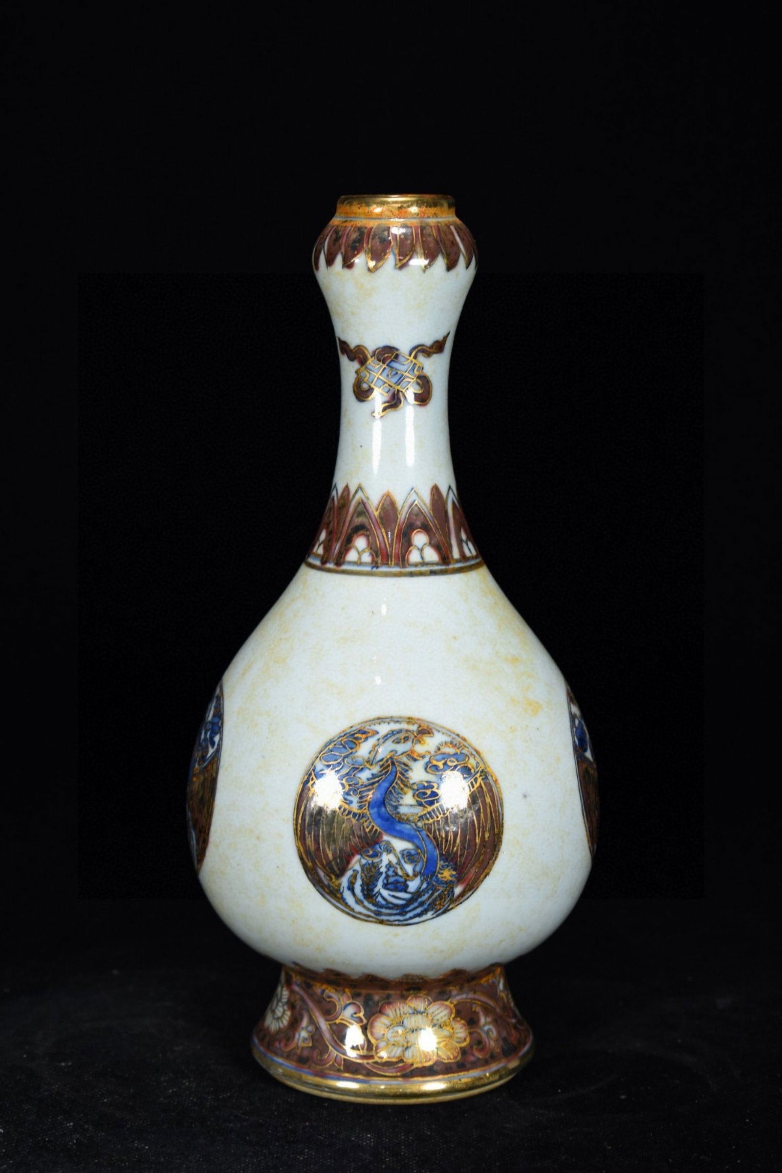 A Exquisite Blue and White Underglaze-Red Painted Gold Phoenix Pattern Vase: A Exquisite Blue and White Underglaze-Red Painted Gold Phoenix Pattern Vase,Qing Dynasty,China,Kangxi Four-character Mark,Size:9.4inx4.7in 青花釉里红描金Ñ