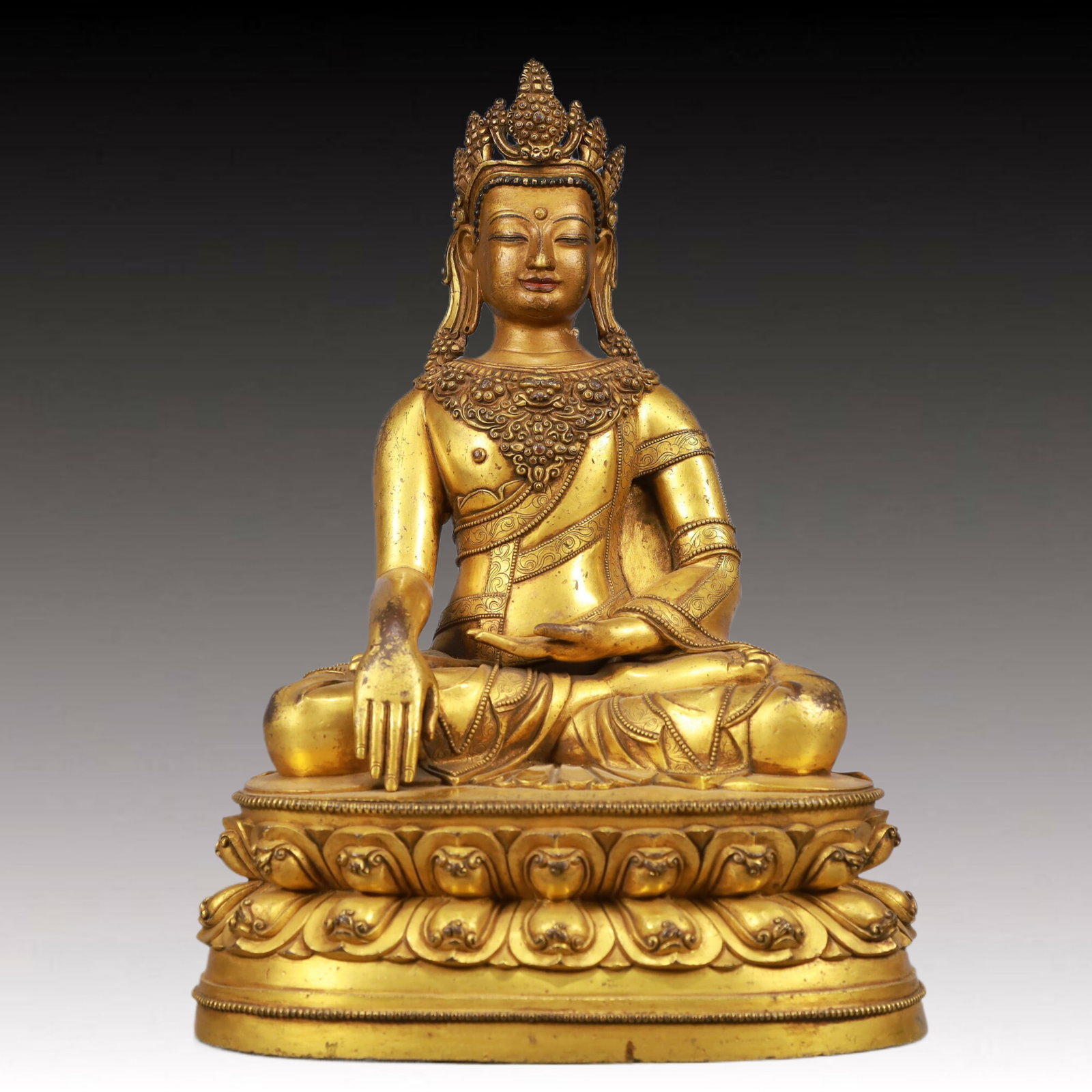 A Solemn Gilt Bronze Statue of Gautama’s Mother (1 of 10)