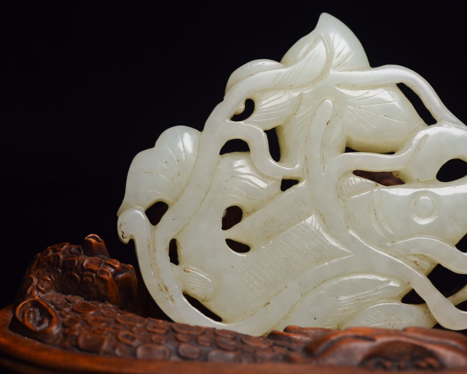 An Exquisite White Jade Fish Pattern Pendant - 6