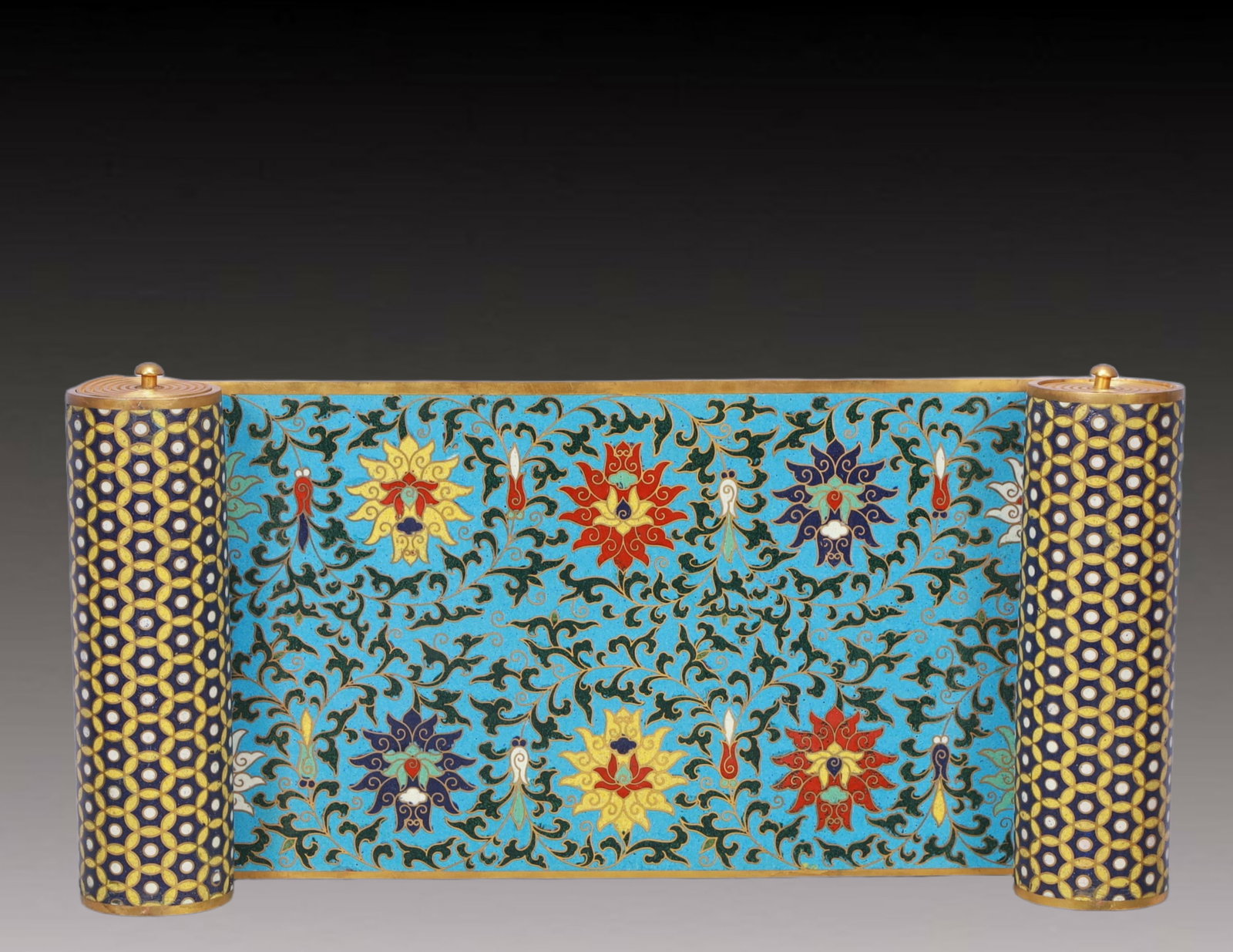 A Rare Cloisonne Flower Pattern End Table - 7