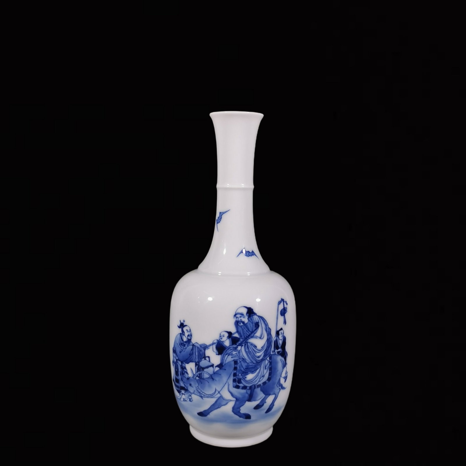 A Exquisite Blue and White Figure and Story Pattern Vase: A Exquisite Blue and White Figure and Story Pattern Vase ,Qing Dynasty, China,Kangxi Six-character Mark,Size:8.3inx3.3in 青花人物故事纹瓶,中ࢲ