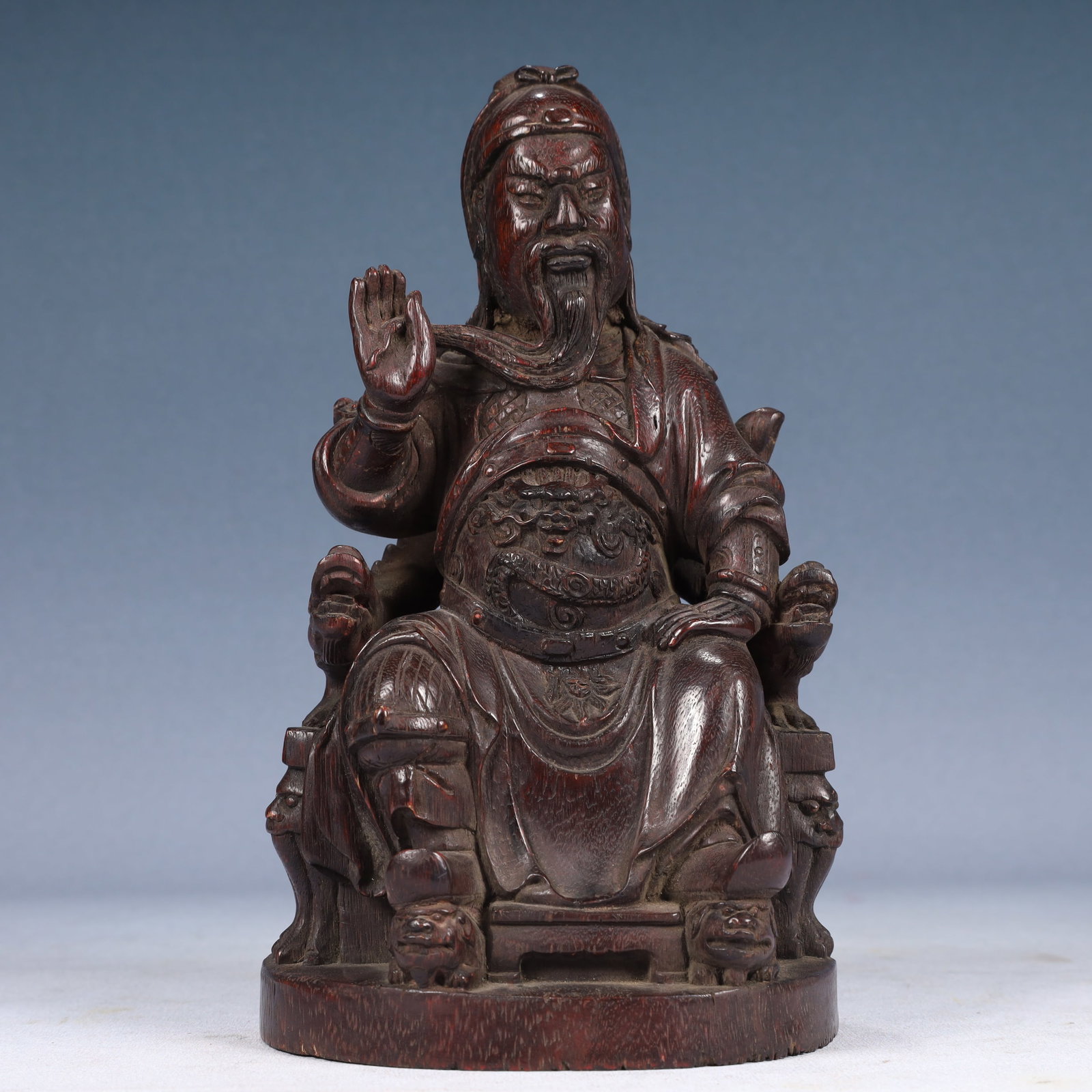 An Exquisite Redwood Statue of Guangong: An Exquisite Redwood Statue of Guangong,Qing Dynasty, China,Size:5.5inx5.1inx9.8in,Weight:400g 沉香木关公像,中国清代