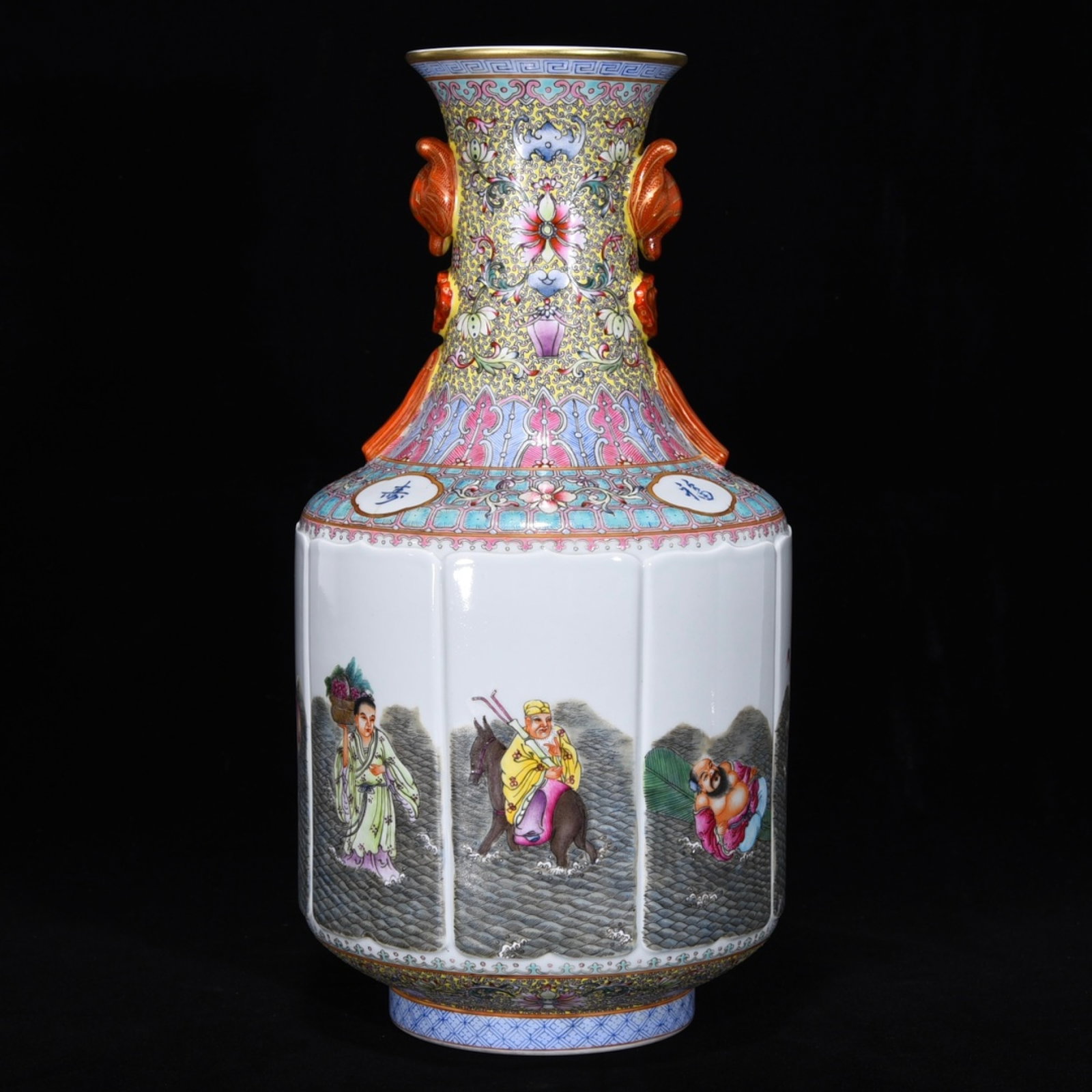 A Rare Famille-Rose Figure Pattern Double-Ears Vase: A Rare Famille-Rose Figure Pattern Double-Ears Vase,Qing Dynasty,China,Qianlong Six-character Mark,Size:13.8inx7.1in 粉彩人物纹双耳瓶,中国&#