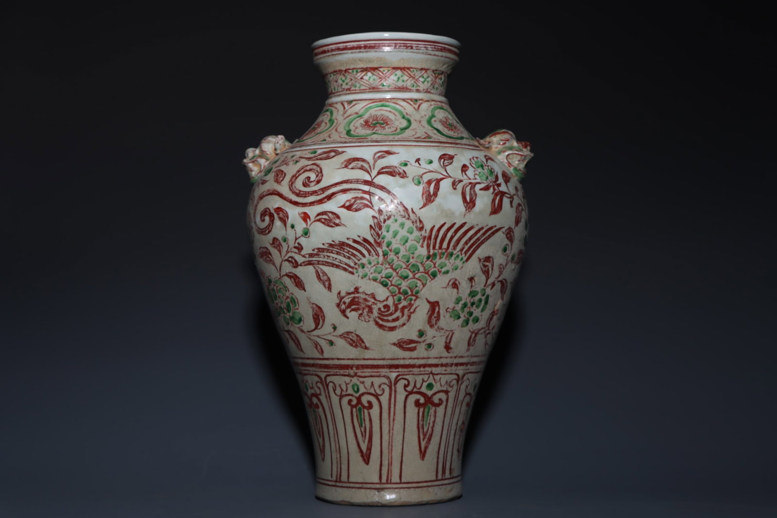 A Huge Red-and-Green Glazed Flower and Phoenix Pattern Beast-Ears Vase: A Huge Red-and-Green Glazed Flower and Phoenix Pattern Beast-Ears Vase,Yuan Dynasty,China,Size:17.9inx10.8in 红绿彩花卉凤纹兽耳瓶,中&#