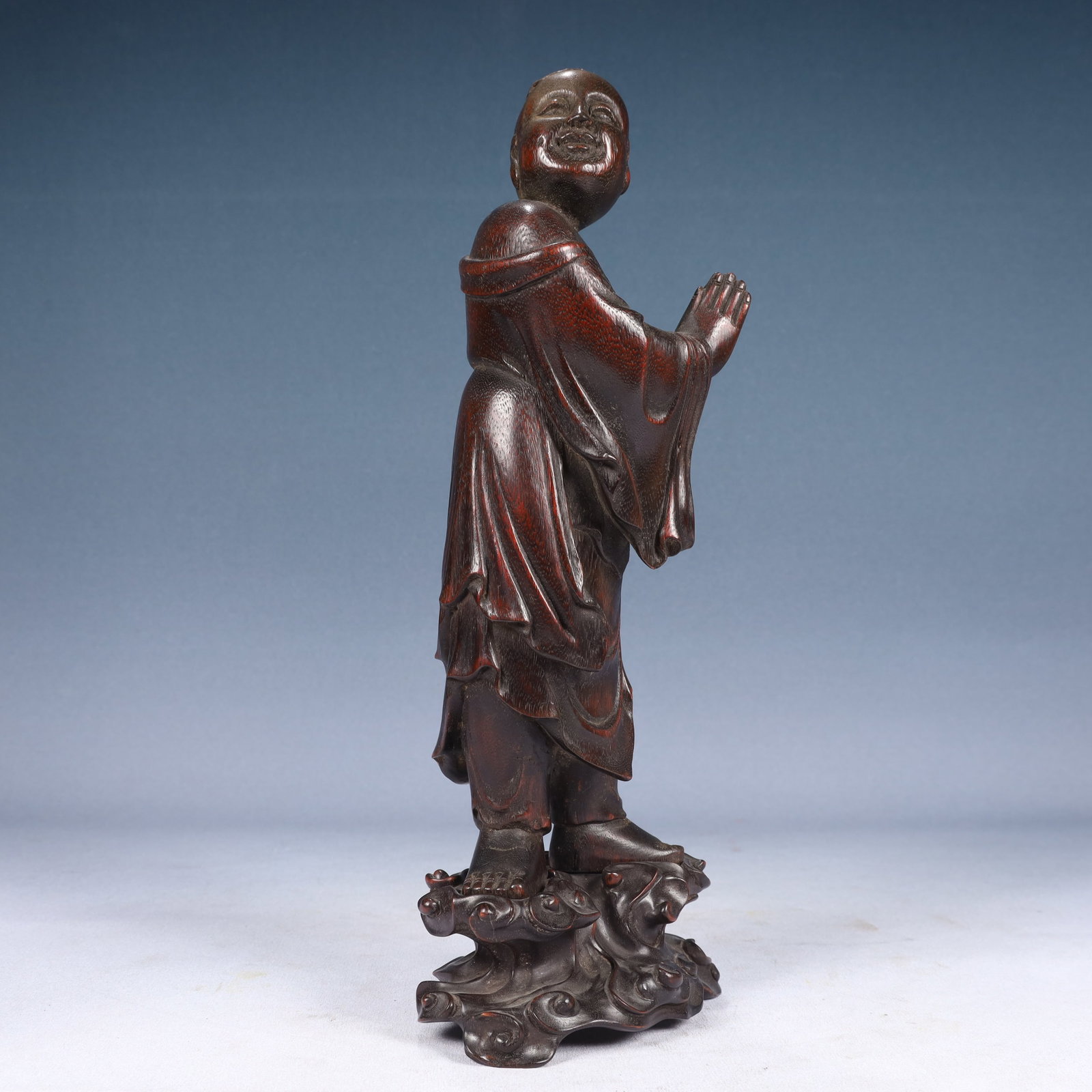 An Exquisite Redwood Figure Ornament: An Exquisite Redwood Figure Ornament,Qing Dynasty, China,Size:5.1inx3.9inx10.2in,Weight:550g 沉香木人物摆件,中国清代