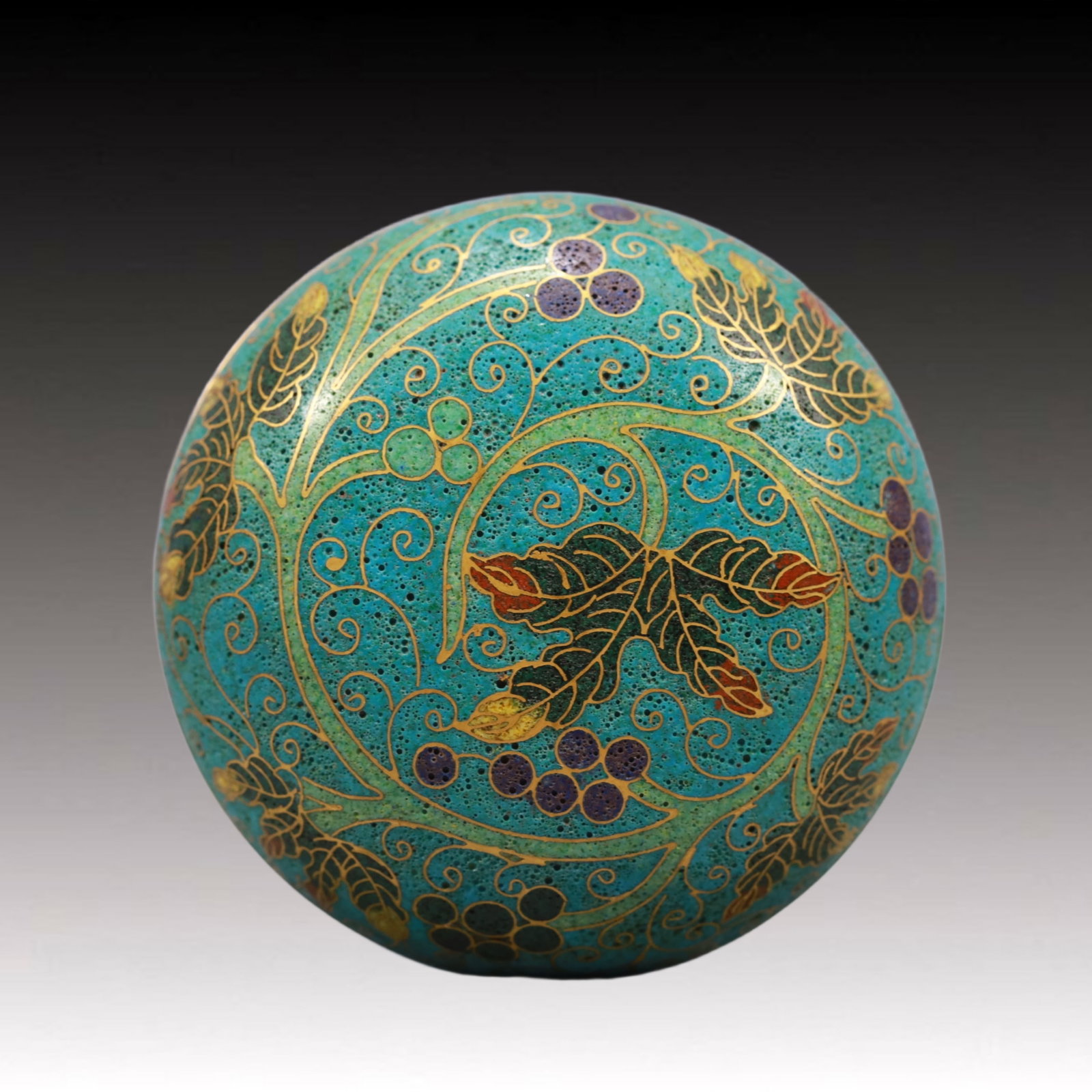 A Pair of Exquisite Cloisonne Grapes Pattern Boxes - 6