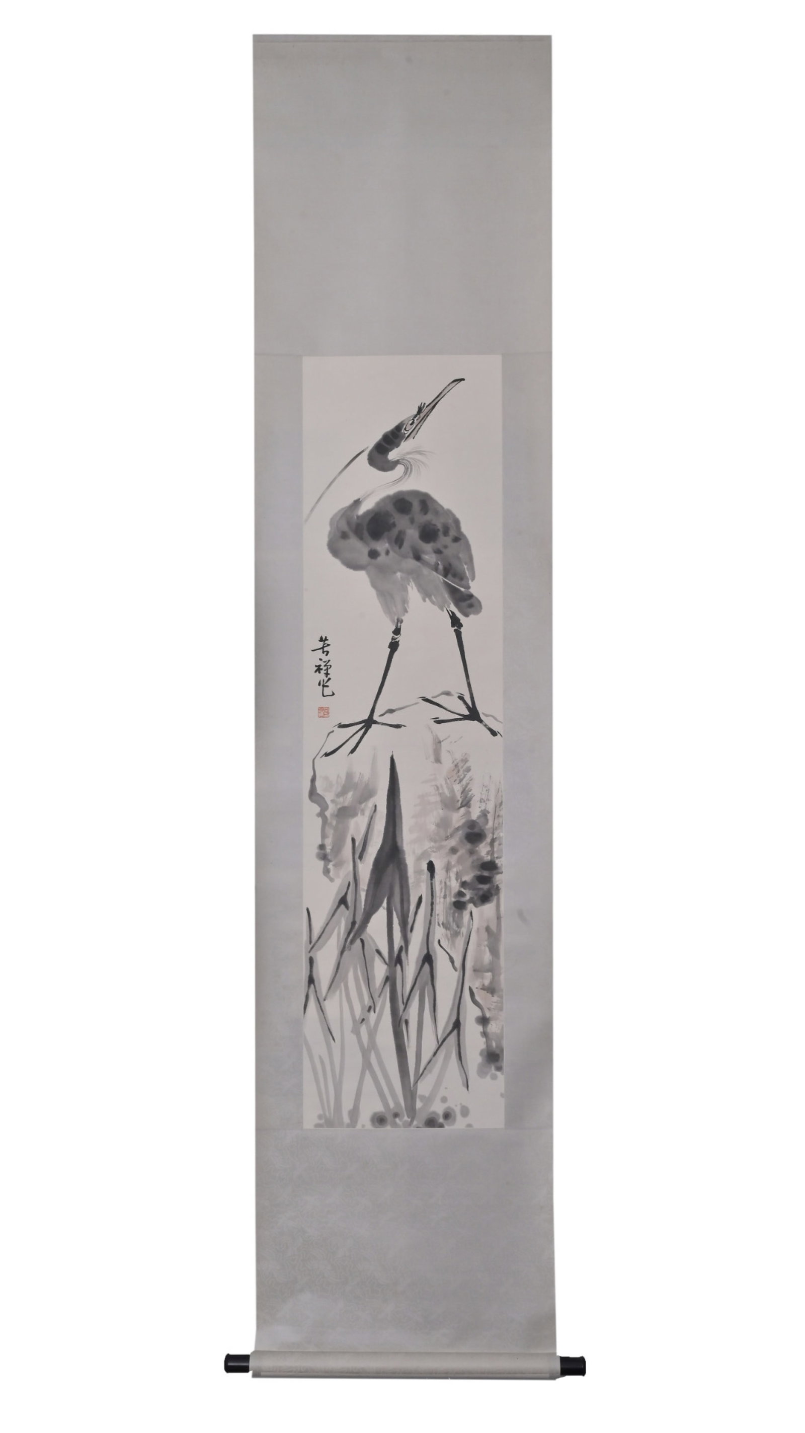 A Chinese Vertical Scroll Ink Painting of Heron on Paper: A Chinese Vertical Scroll Ink Painting of Heron on Paper,Li Kuchan,Size:52.8inx13.4in 一幅中国水墨鹭画立轴,李苦禅