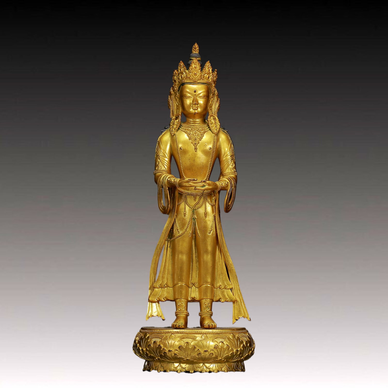 A Solemn Gilt Bronze Statue of Amitayus: A Solemn Gilt Bronze Statue of Amitayus,Ming Dynasty, China,Size: 6.3inx18.1in,Weight:5540g 铜鎏金无量寿佛像，明代