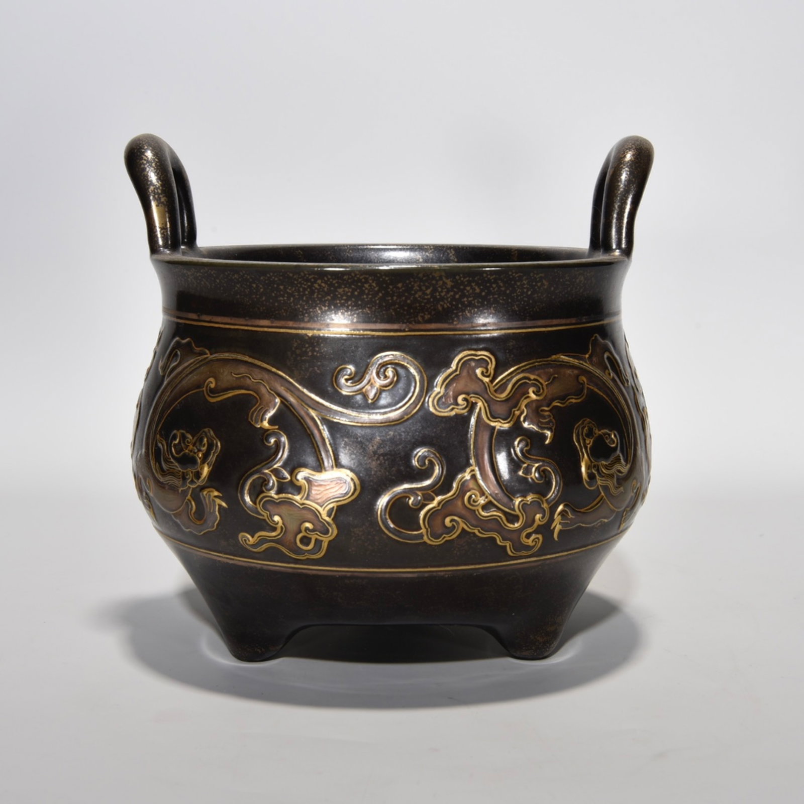 An Exquisite Bronze Glazed Chi-Dragon Pattern Double-Ears Censer: An Exquisite Bronze Glazed Chi-Dragon Pattern Double-Ears Censer,Qing Dynasty,China,Qianlong Four-Character Mark,Size:5.9inx5.9in 古铜釉螭龙纹双耳ཛྷ
