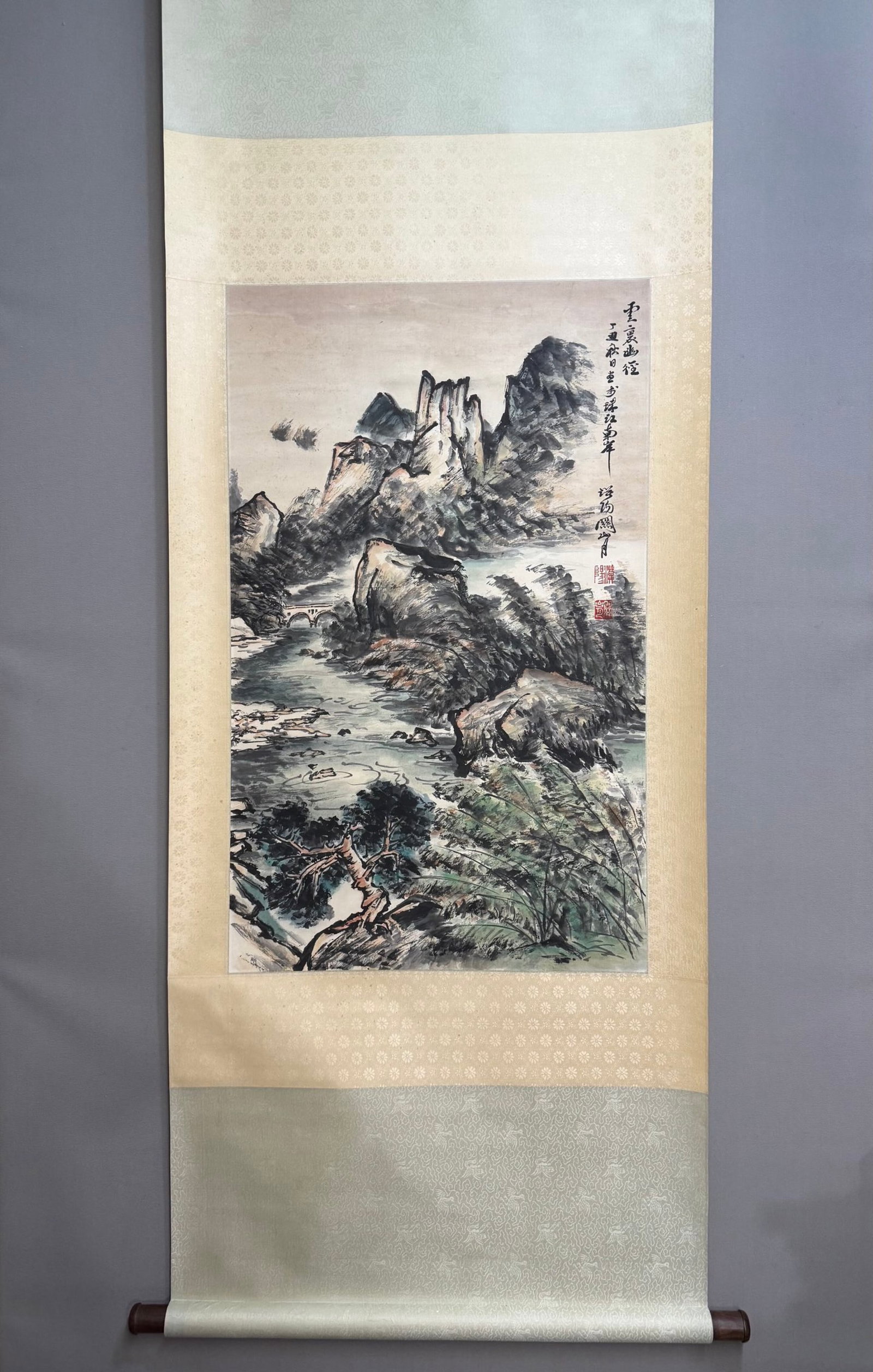 A Chinese Vertical Scroll Ink Painting of Landscape on Paper: A Chinese Vertical Scroll Ink Painting of Landscape on Paper,Guan Shanyue,Size:35.4inx21.7in