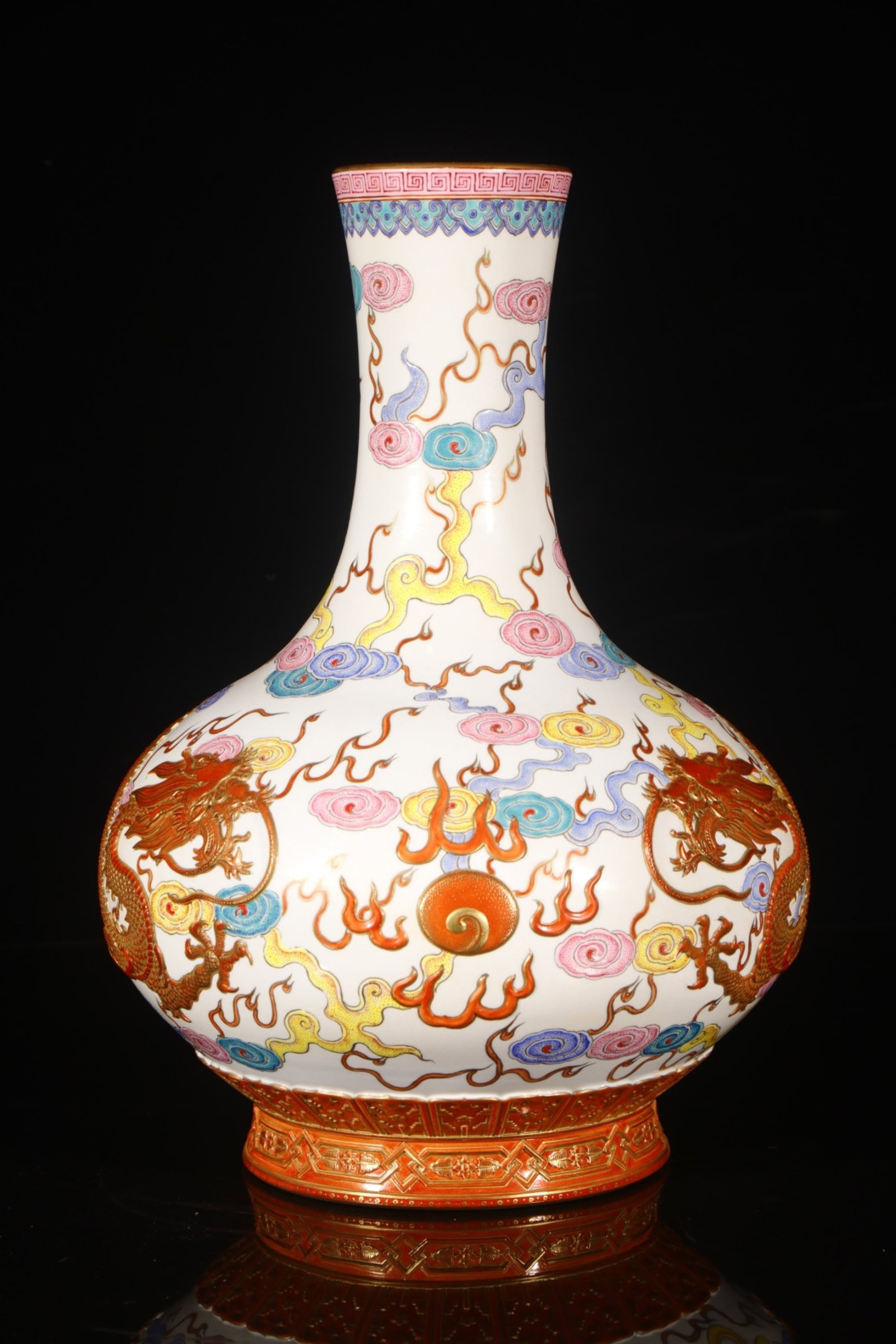 A Rare Enamel Auspicious Cloud and Dragon Pattern Vase: A Rare Enamel Auspicious Cloud and Dragon Pattern Vase,Qing Dynasty,China,Qianlong Six-character Mark,Size:15.4inx6.7in 珐琅彩祥云龙纹瓶,中国