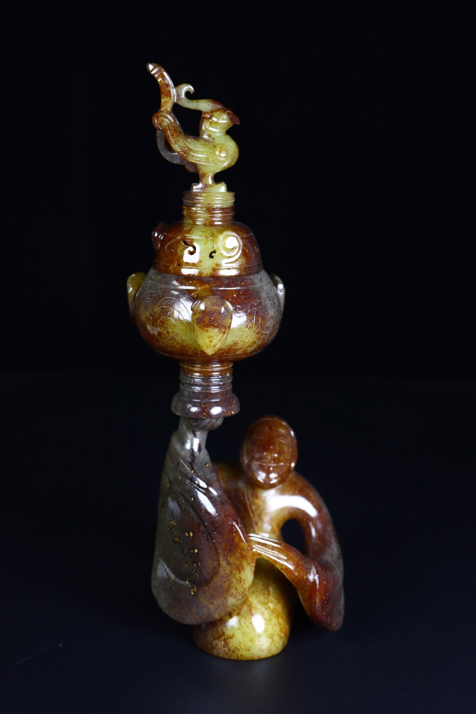 An Exquisite Archaic Jade Figure Censer: An Exquisite Archaic Jade Figure Censer,Ancient Time,China,Size:9.3inx3.3inx3.3in,Weight:644g 高古玉人物香炉,中国远古时期