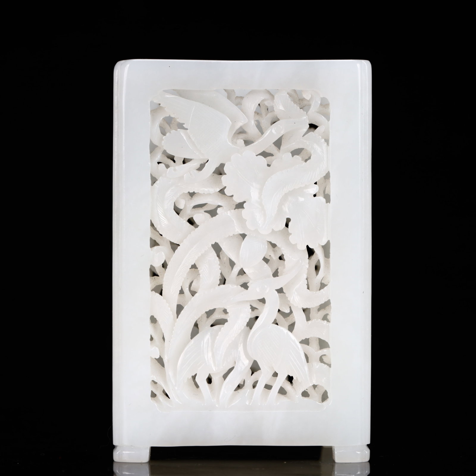 An Exquisite White Jade Hollow Flower and Bird Pattern Brush Pot: An Exquisite White Jade Hollow Flower and Bird Pattern Brush Pot,Qing Dynasty, China,Size:2.4inx1.8inx3.5in,Weight:203g