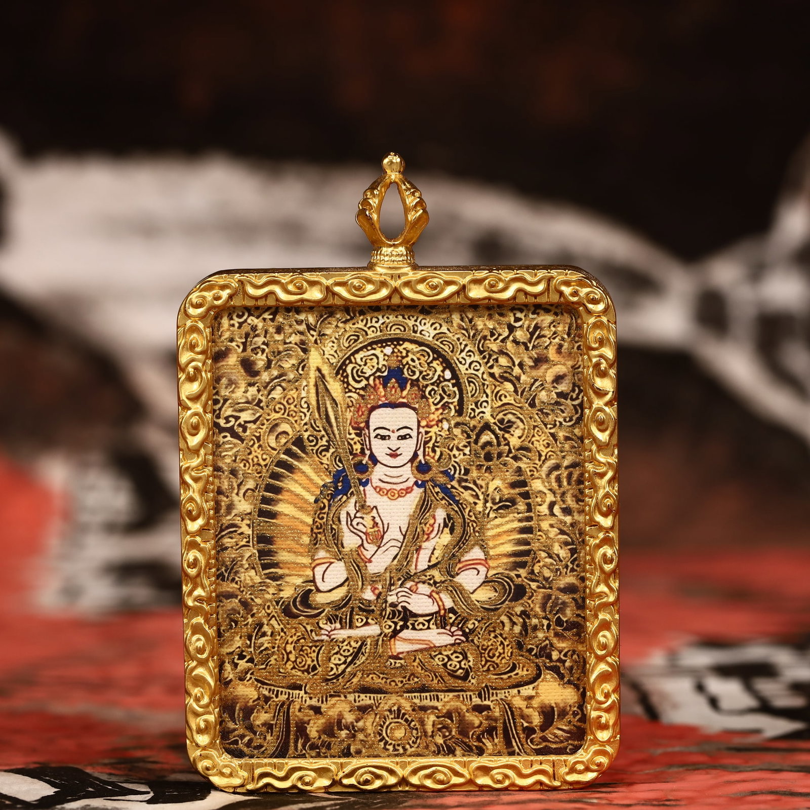 An Exquisite Painted Color Statue of Manjusri Tangka: An Exquisite Painted Color Statue of Manjusri Tangka,Size:2inx2.8in 彩绘文殊菩萨像唐卡