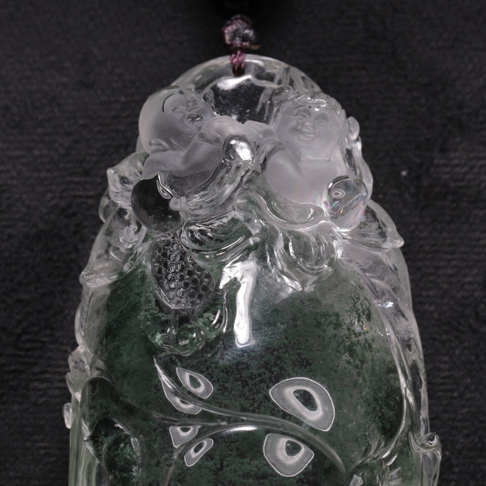 An Exquisite Crystal Figure Pattern Pendant - 3