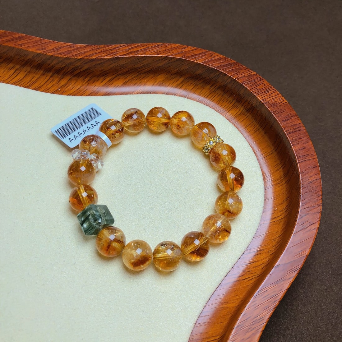 An Exquisite Crystal Bracelet (1 of 2)