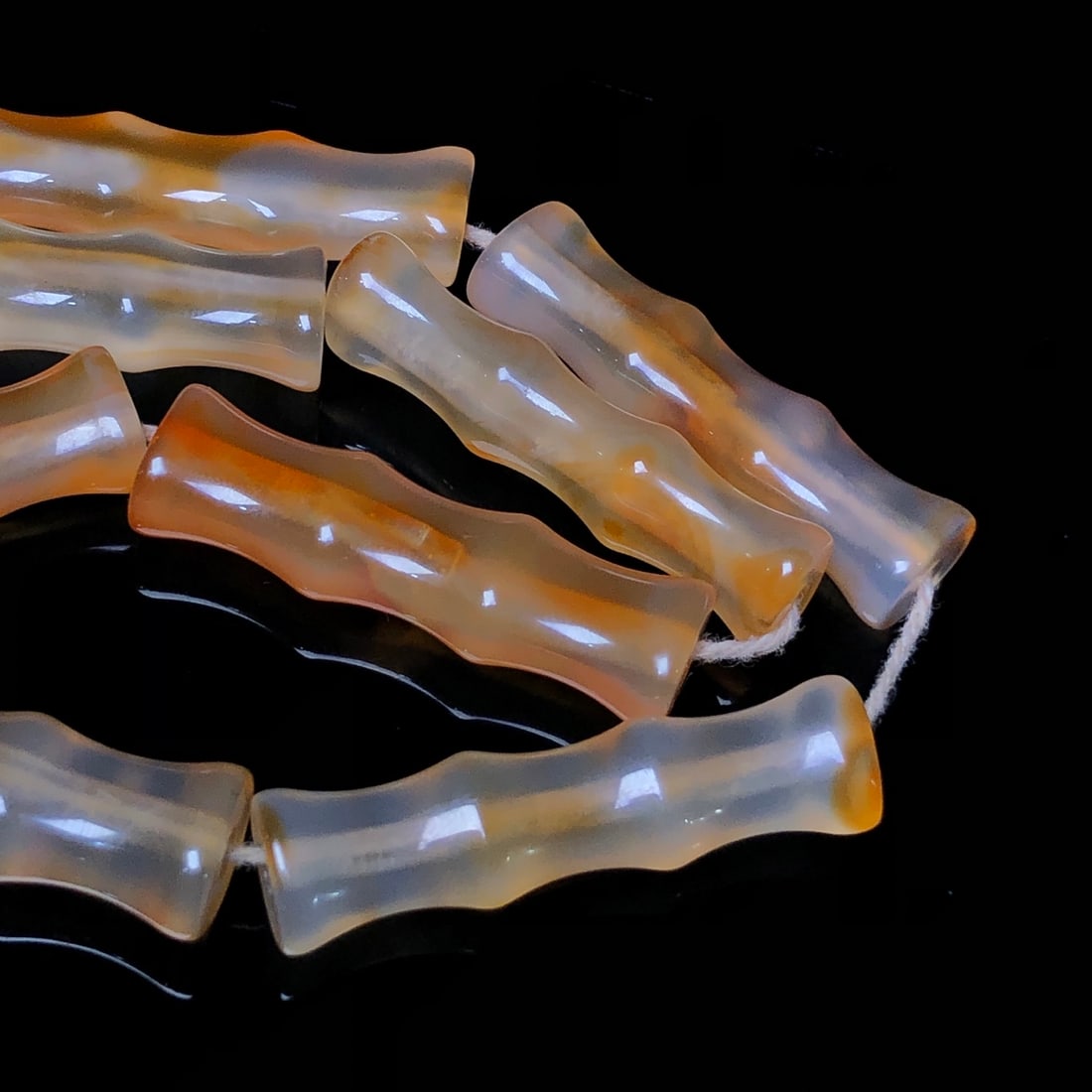 A Precious Agate Bracelets - 8