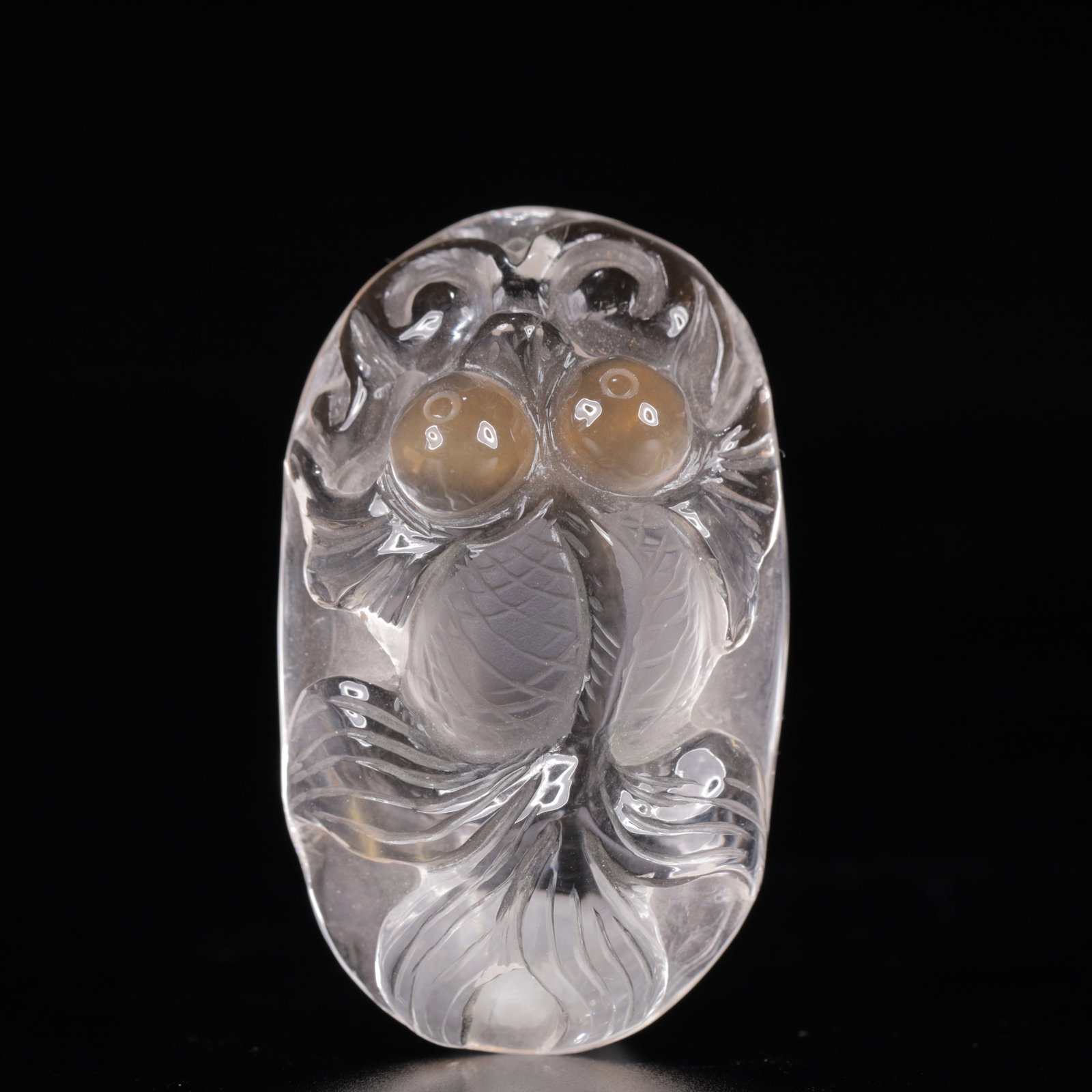 An Exquisite Crystal Fish Pendant: An Exquisite Crystal Fish Pendant,Size:1.2inx0.4inx2in,Weight:32g 水晶鱼形挂件