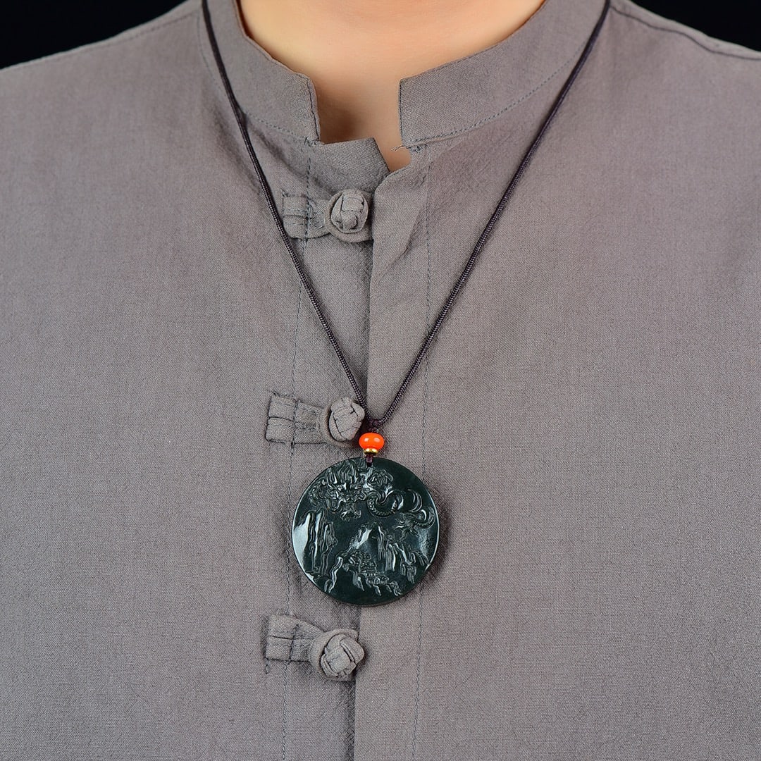 An Exquisite Jasper Dragon Pattern Pendant: An Exquisite Jasper Dragon Pattern Pendant,Size:49mmx49mm 碧玉龙纹挂件