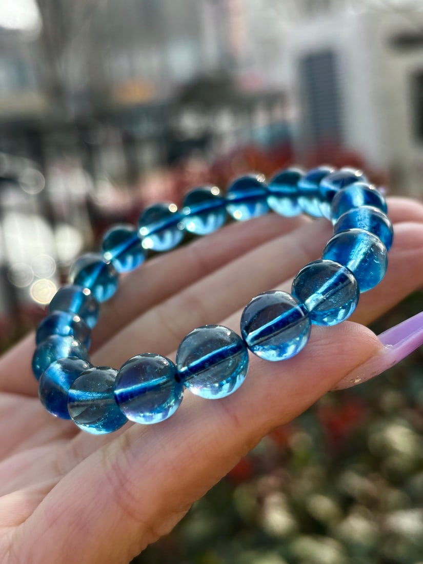 An Exquisite Aquamarine Bracelet: An Exquisite Aquamarine Bracelet,Size:9.5mm,Weight:25g 海蓝宝手串