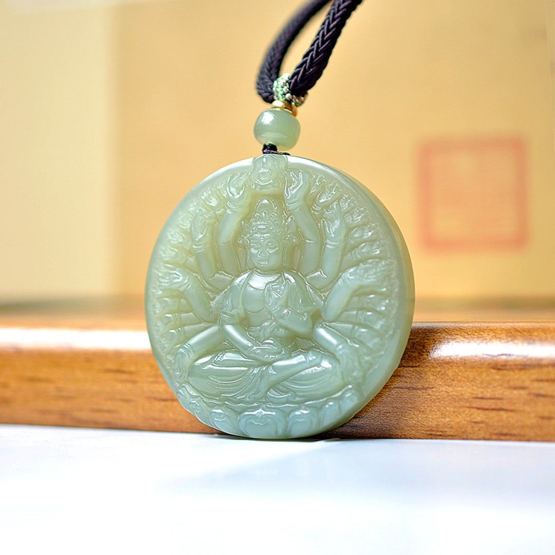 An Exquisite Greenish Jade Statue of Avalokitesvara Pendant: An Exquisite Greenish Jade Statue of Avalokitesvara Pendant,Size:49mmx49mm 青玉观音像挂件