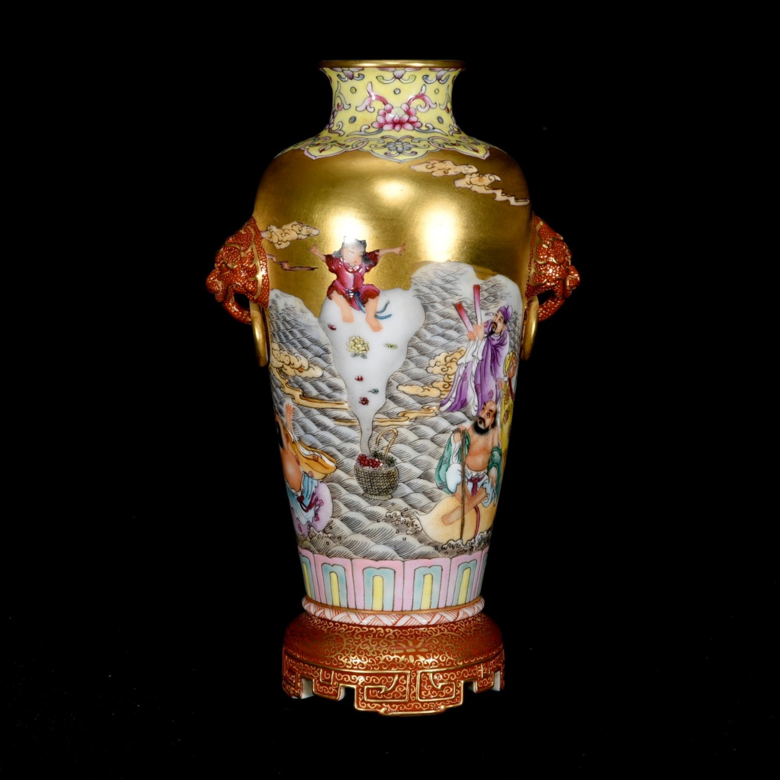 An Exquisite Enamel Gilt Figure and Story Pattern Beast-Ears Vase: An Exquisite Enamel Gilt Figure and Story Pattern Beast-Ears Vase,Qing Dynasty,China,Qianlong Four-Character Mark,Size:8.5inx5.1in 珐琅彩鎏金人物故É