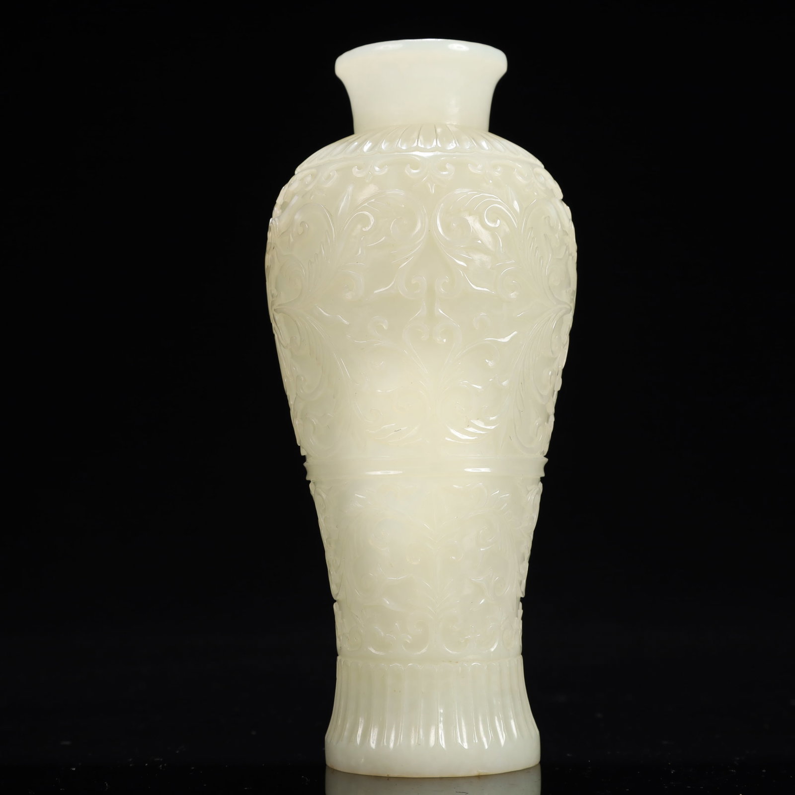 An Exquisite White Jade Flower Pattern Vase - 4