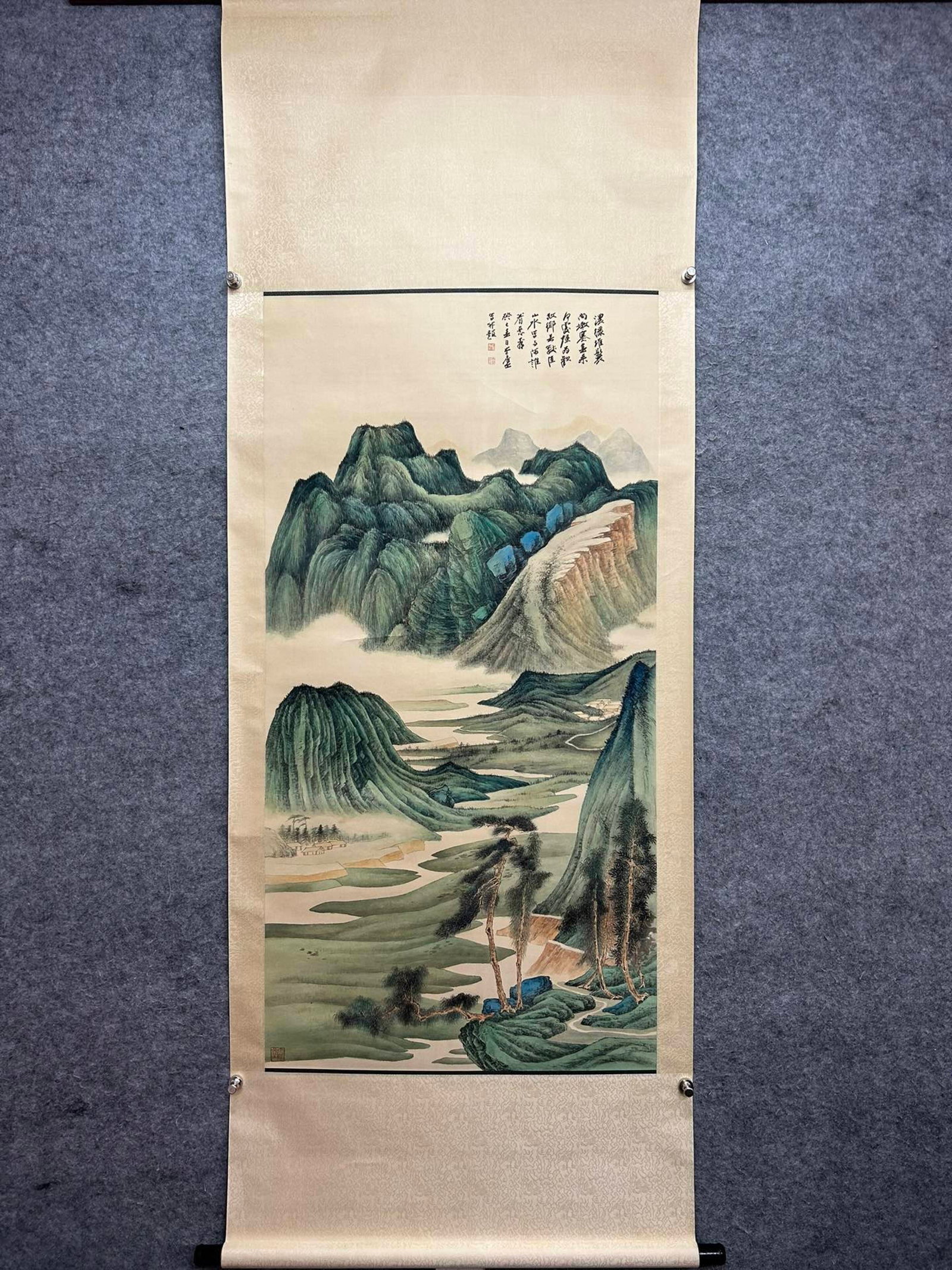 A Chinese Vertical Scroll Ink Painting of Landscape on Paper: A Chinese Vertical Scroll Ink Painting of Landscape on Paper,Zhang Daqian,Size:53.9inx27.6in 一幅中国水墨山水画立轴,张大&#