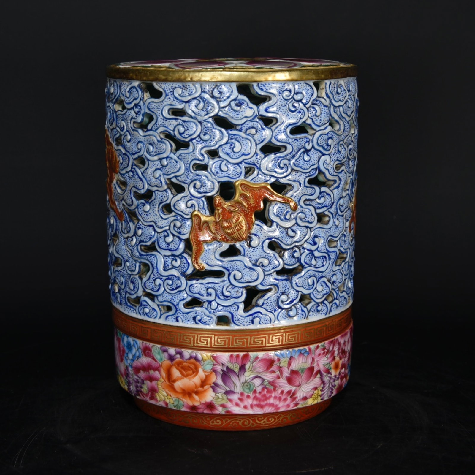 An Exquisite Enamel Hollow Auspicious Cloud and Bats Pattern Censer: An Exquisite Enamel Hollow Auspicious Cloud and Bats Pattern Censer,Qing Dynasty,China,Qianlong Four-Character Mark,Size:4.5inx3.3in