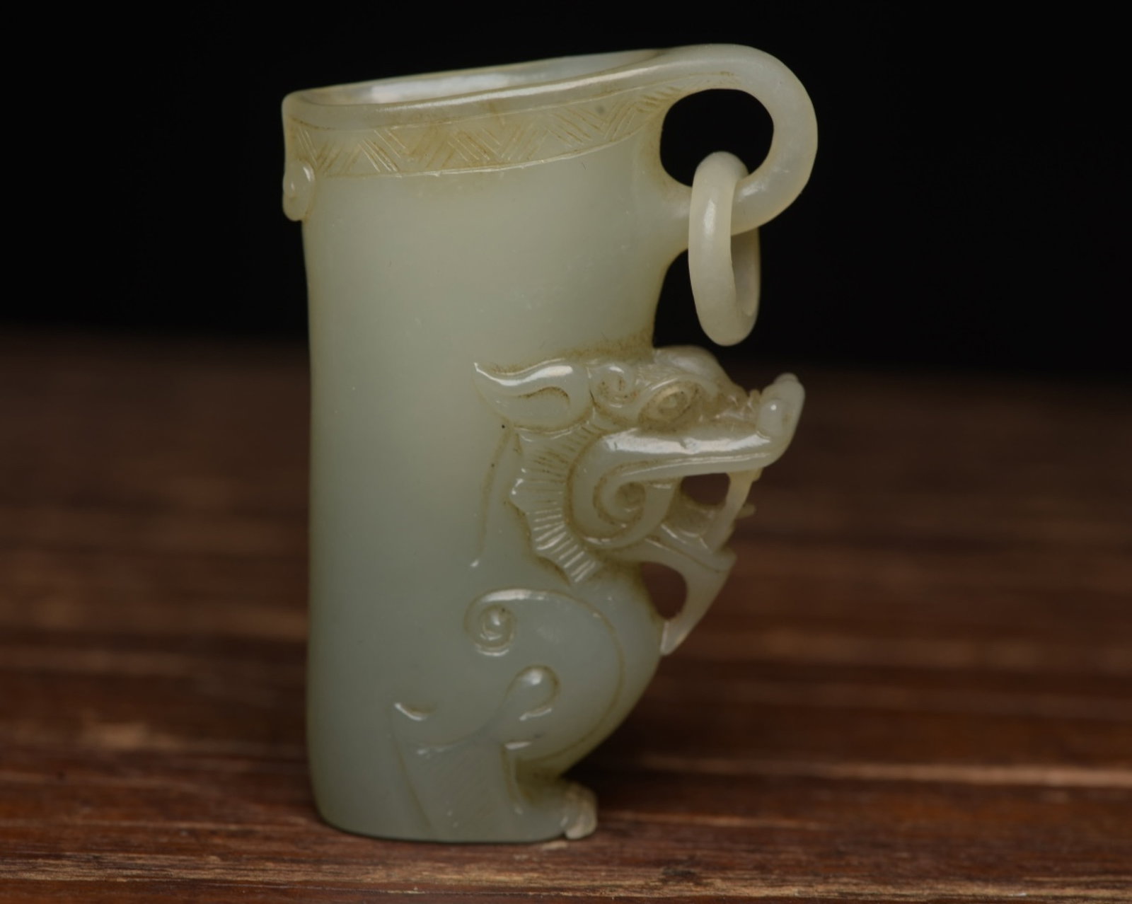 An Exquisite White Jade Dragon Pattern Cup - 2