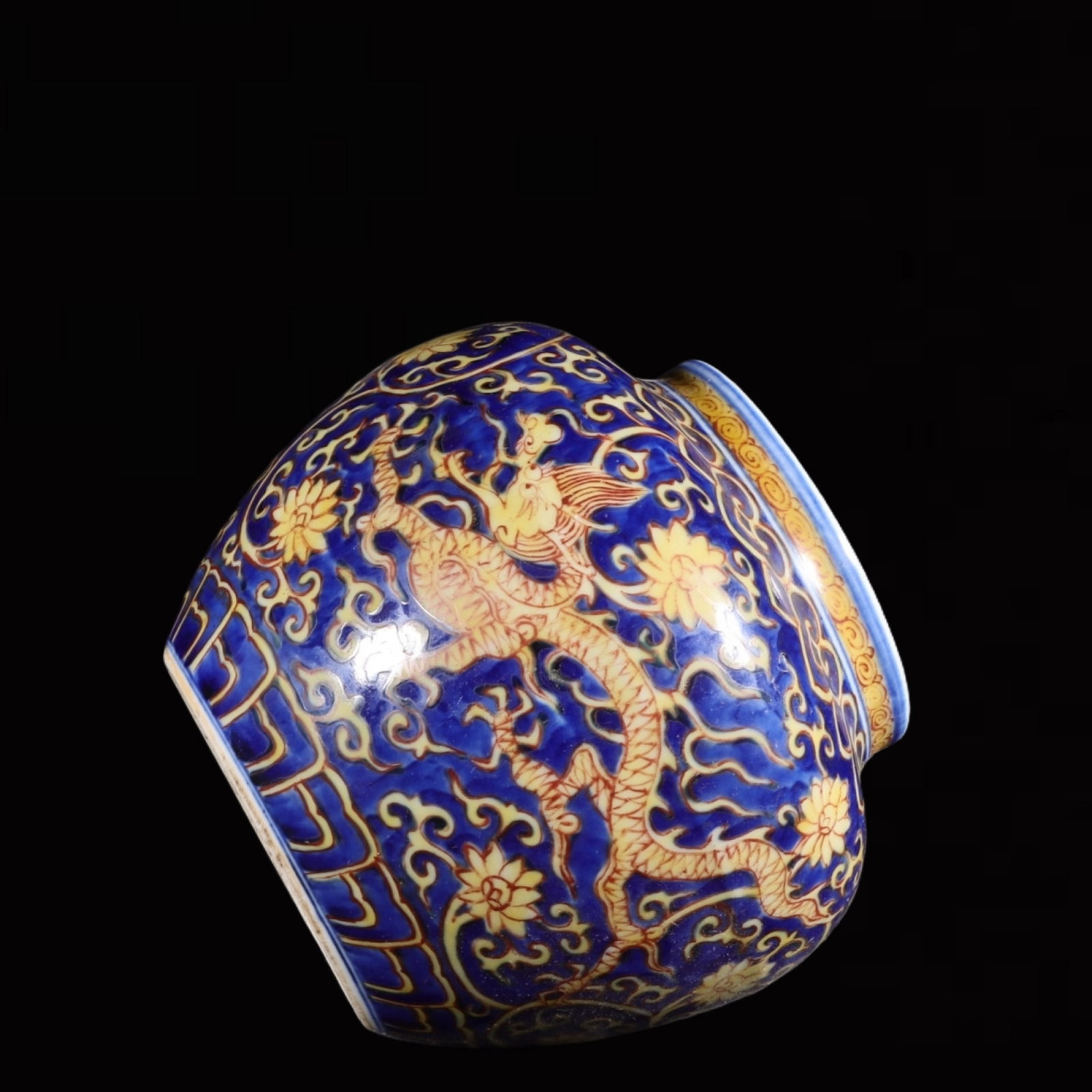 An Exquisite Red Ground Yellow Glazed Hornwort Pattern Bowl: An Exquisite Red Ground Yellow Glazed Hornwort Pattern Bowl,Ming Dynasty,China,Jiajing Six-character Mark,Size:2.8inx5.1in 红地黄釉鱼藻纹碗,中