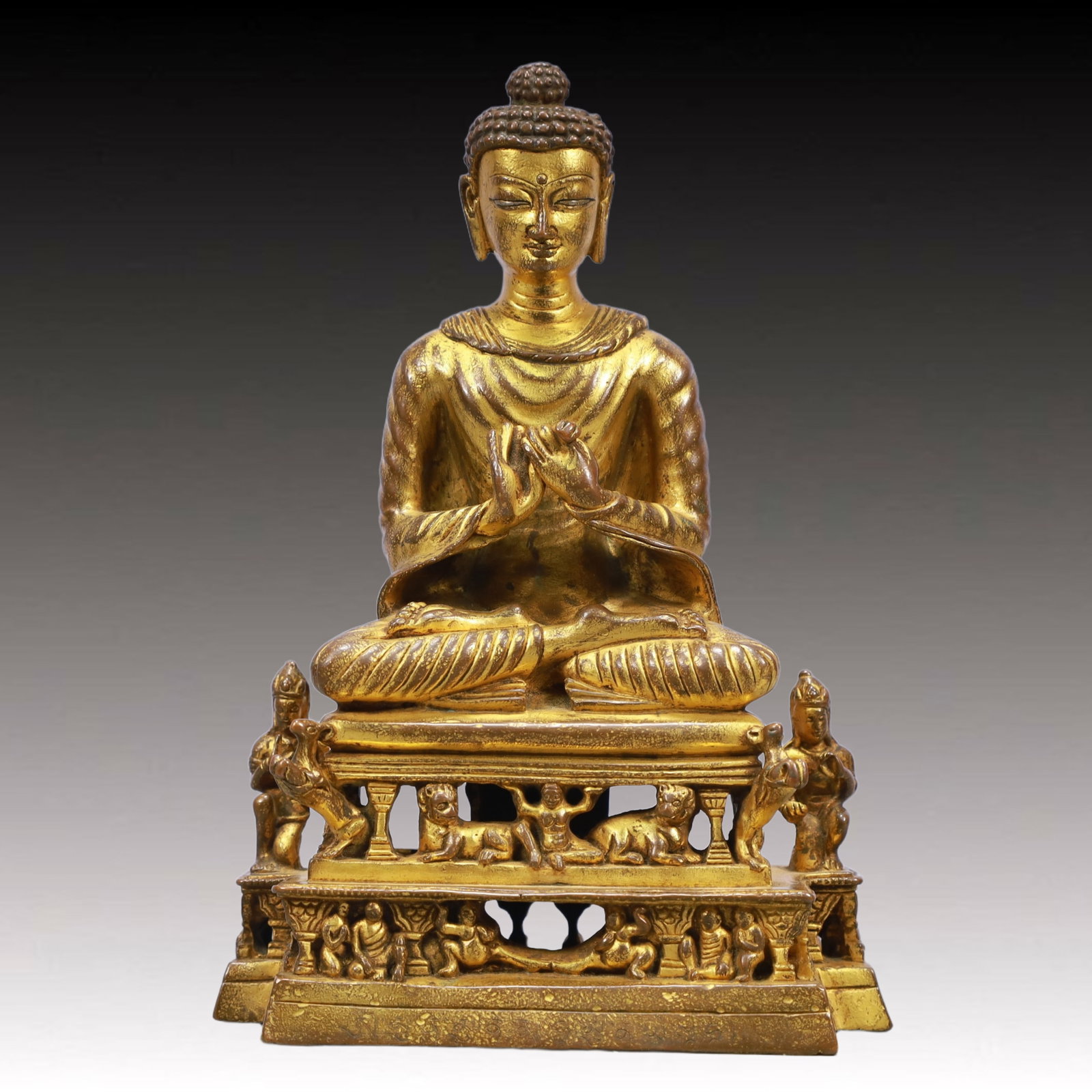A Solemn Gilt Bronze Statue of Sakyamuni: A Solemn Gilt Bronze Statue of Sakyamuni,Ming Dynasty, China,Size:5.7inx2.8inx7.9in Weight:1650g 铜鎏金释迦摩尼像,中国明代